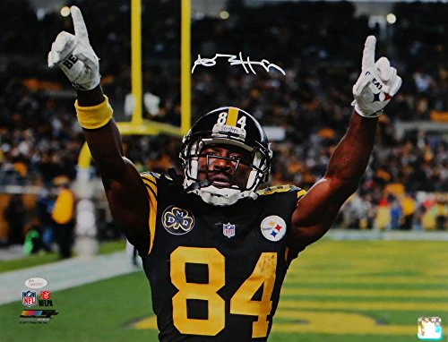 Antonio Brown Autographed Steelers 16x20 Pointing PF Photo- JSA W Auth *White - Image 4