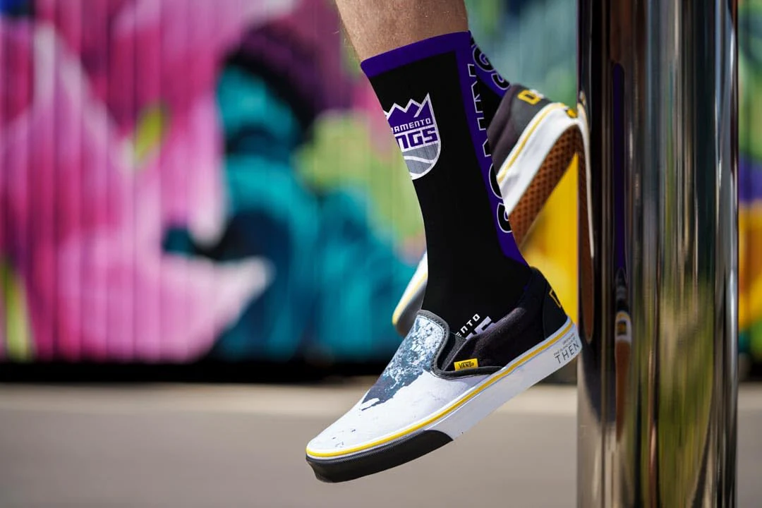 For Bare Feet NBA SACRAMENTO KINGS MVP Crew Sock Team Color Large - Image 3
