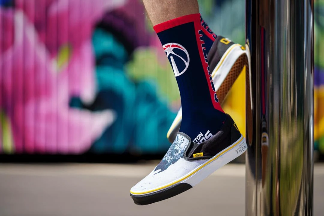 For Bare Feet NBA WASHINGTON WIZARDS MVP Crew Sock Team Color Large - Image 3