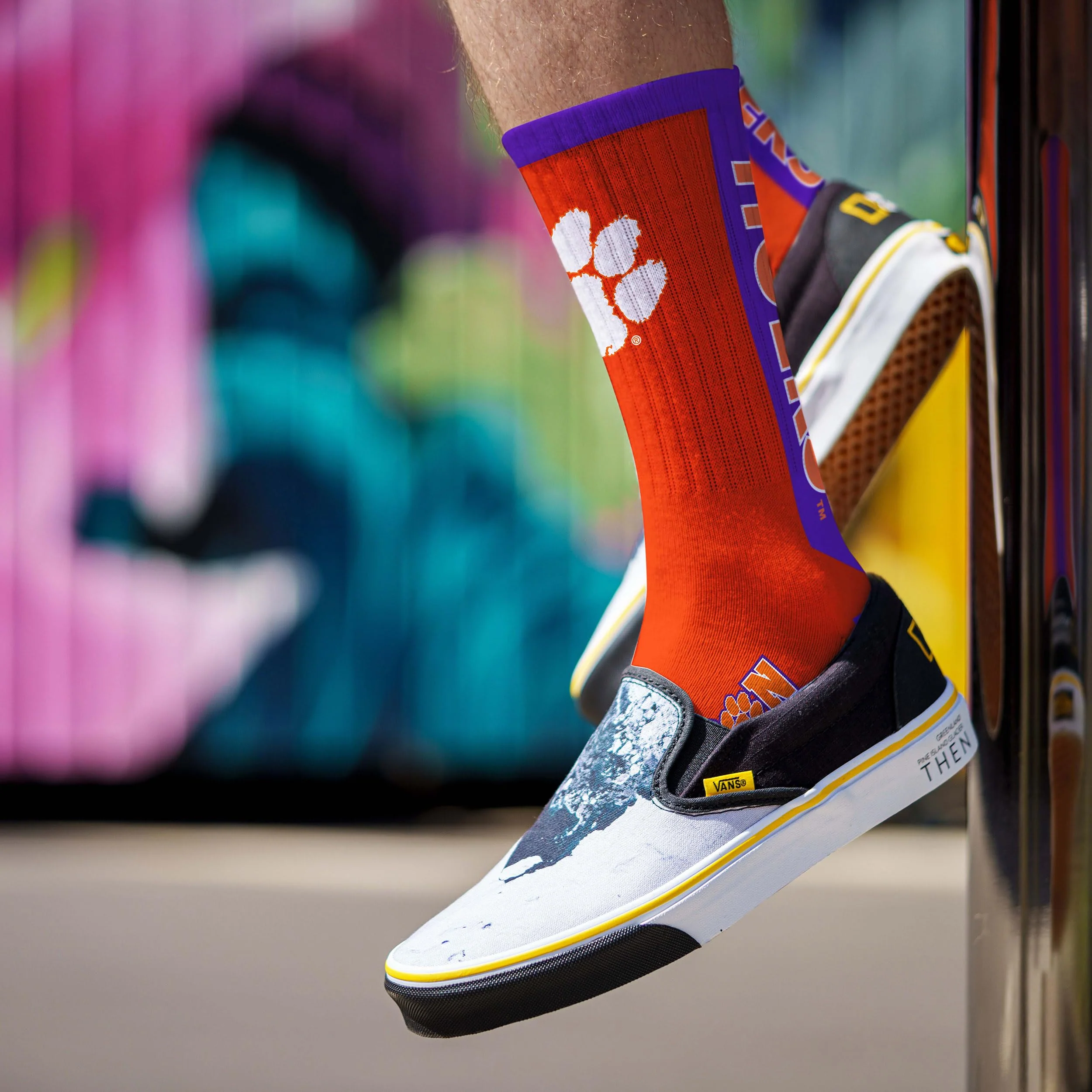 For Bare Feet NCAA CLEMSON TIGERS MVP Crew Sock Team Color Large - Image 3