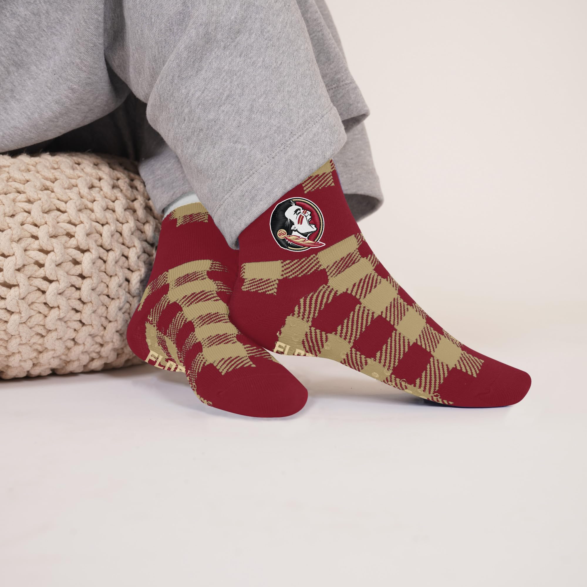 For Bare Feet NCAA FLORIDA STATE SEMINOLES Cozy Buff Plush Cabin Sock Team Color OSFM - Image 3