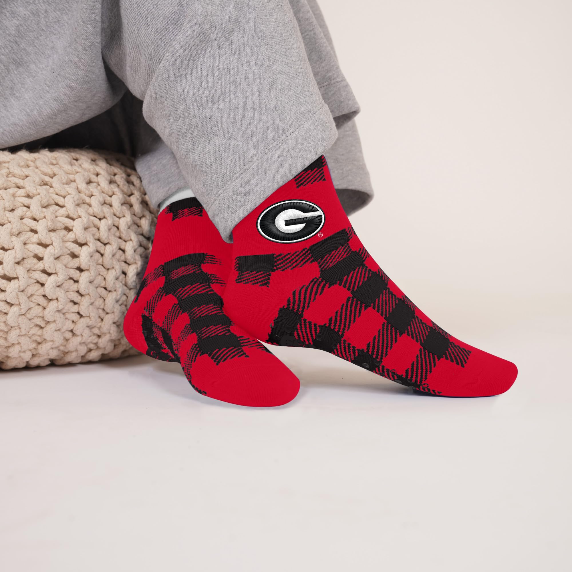 For Bare Feet NCAA GEORGIA BULLDOGS Cozy Buff Plush Cabin Sock Team Color OSFM - Image 3
