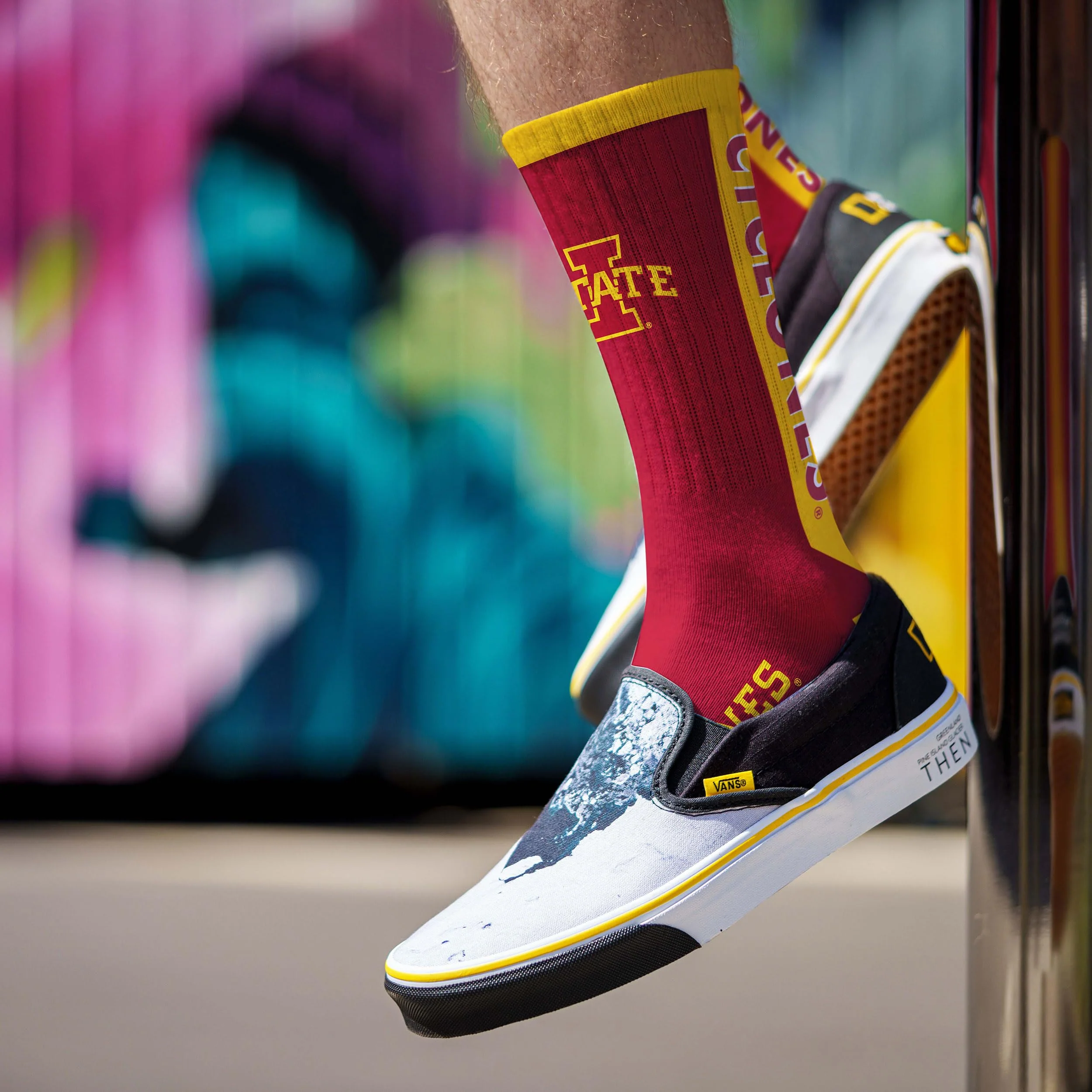 For Bare Feet NCAA IOWA STATE CYCLONES MVP Crew Sock Team Color Large - Image 3
