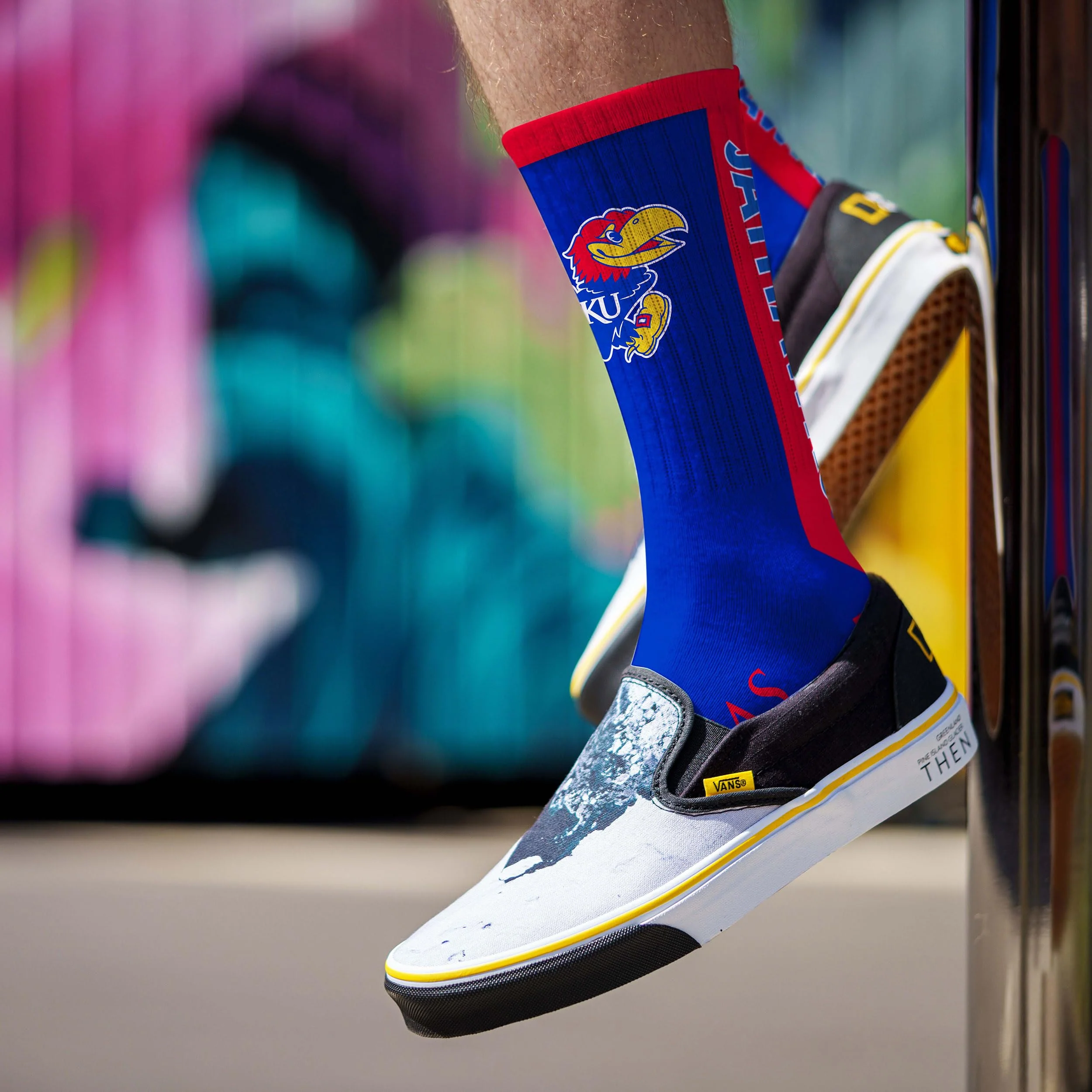 For Bare Feet NCAA KANSAS JAYHAWKS MVP Crew Sock Team Color Large - Image 3