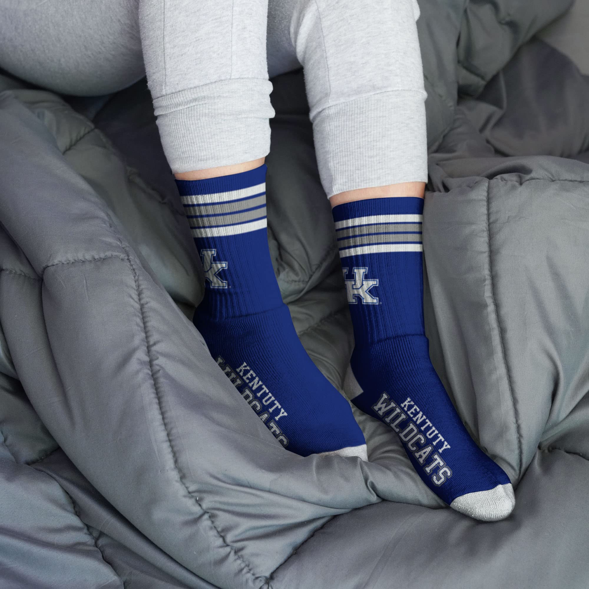 For Bare Feet NCAA Kentucky Wildcats 4 Stripe Deuce Crew Sock Team Color MEDIUM - Image 2