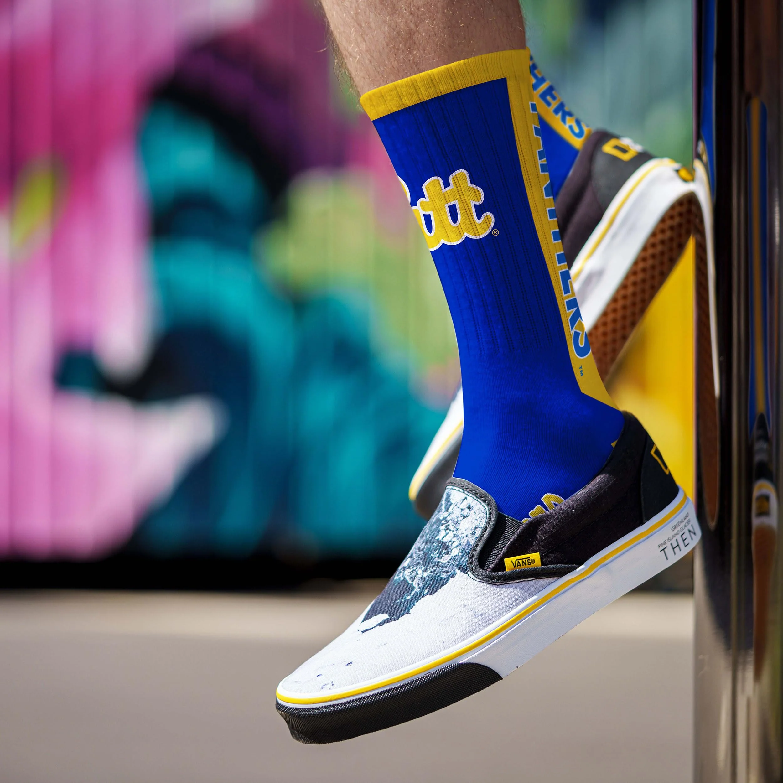 For Bare Feet NCAA PITTSBURGH PANTHERS MVP Crew Sock Team Color Large - Image 3