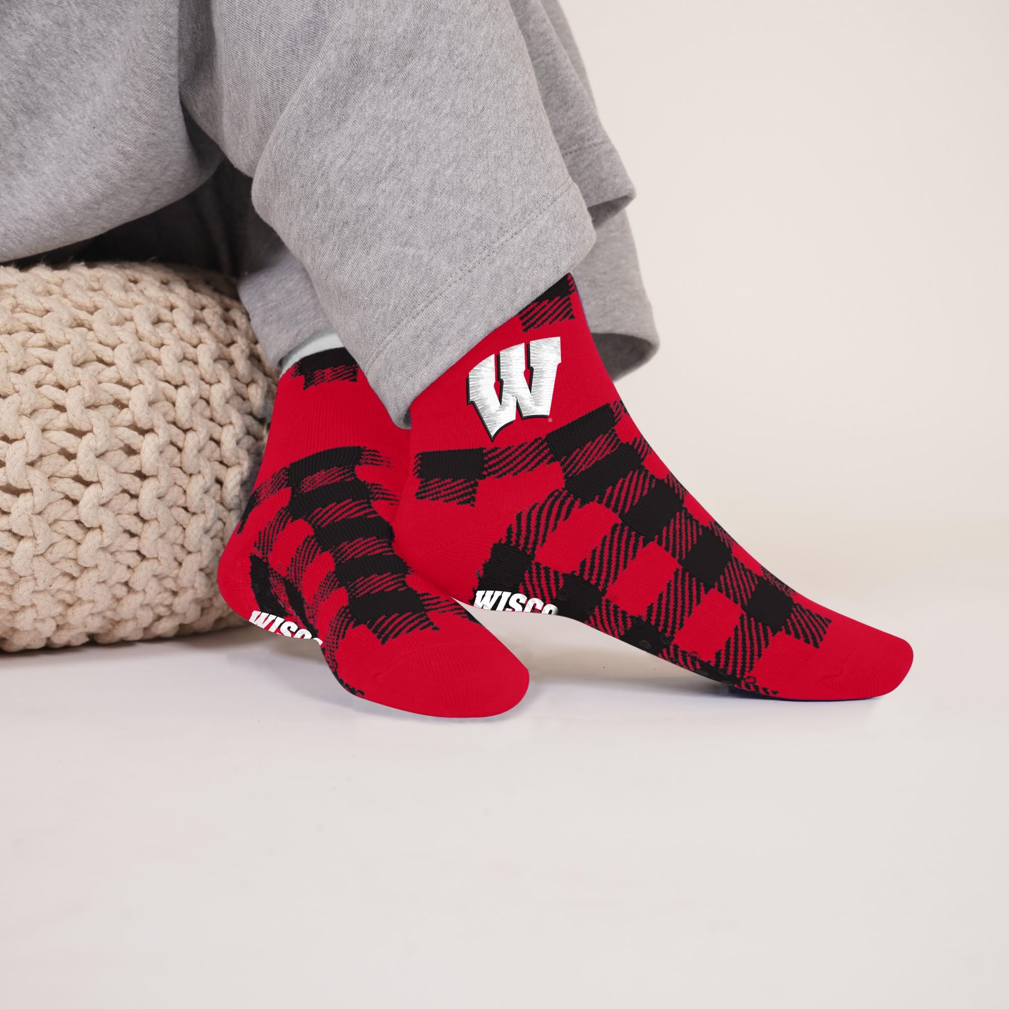 For Bare Feet NCAA WISCONSIN BADGERS Cozy Buff Plush Cabin Sock Team Color OSFM - Image 2