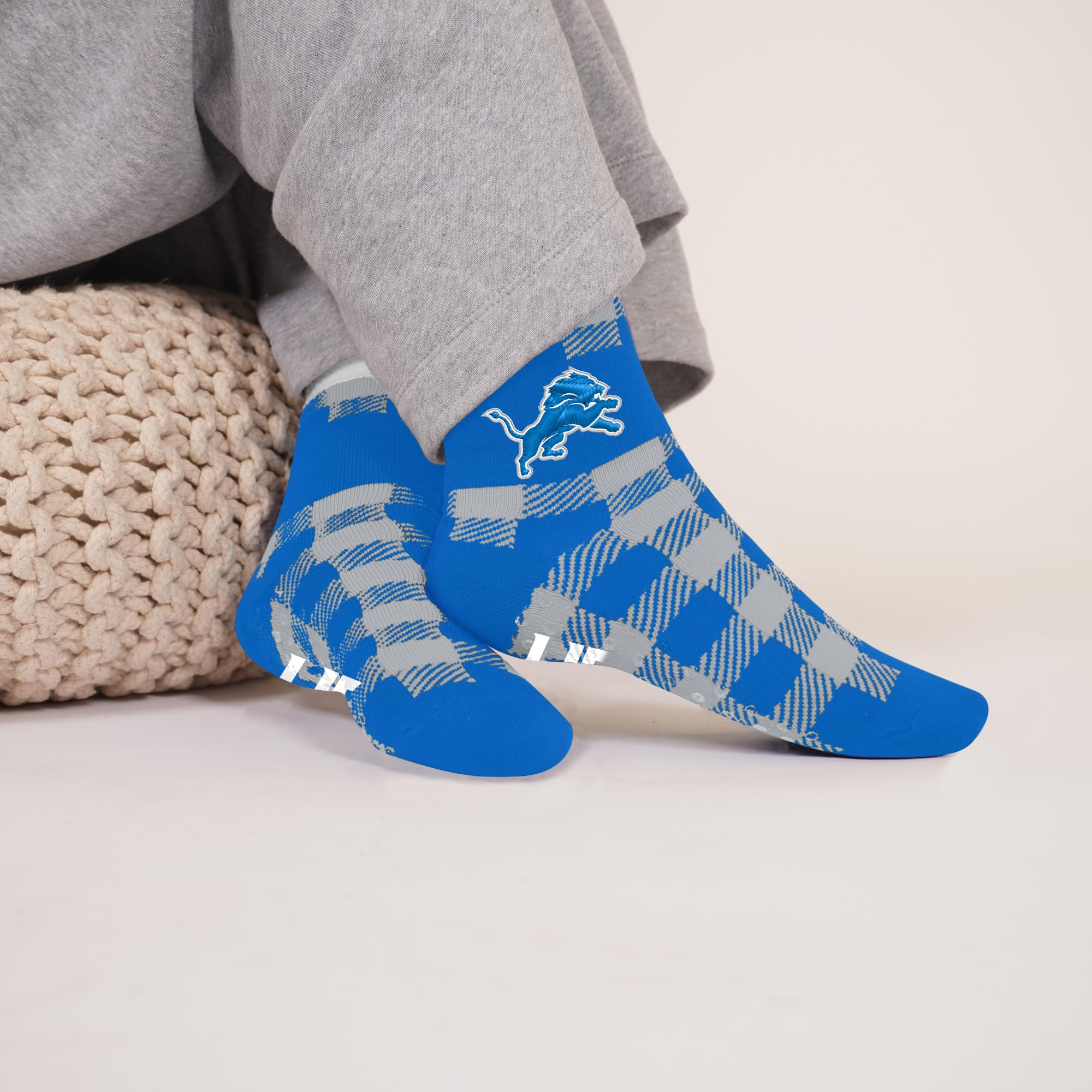 For Bare Feet NFL DETROIT LIONS Cozy Buff Plush Cabin Sock Team Color OSFM - Image 2