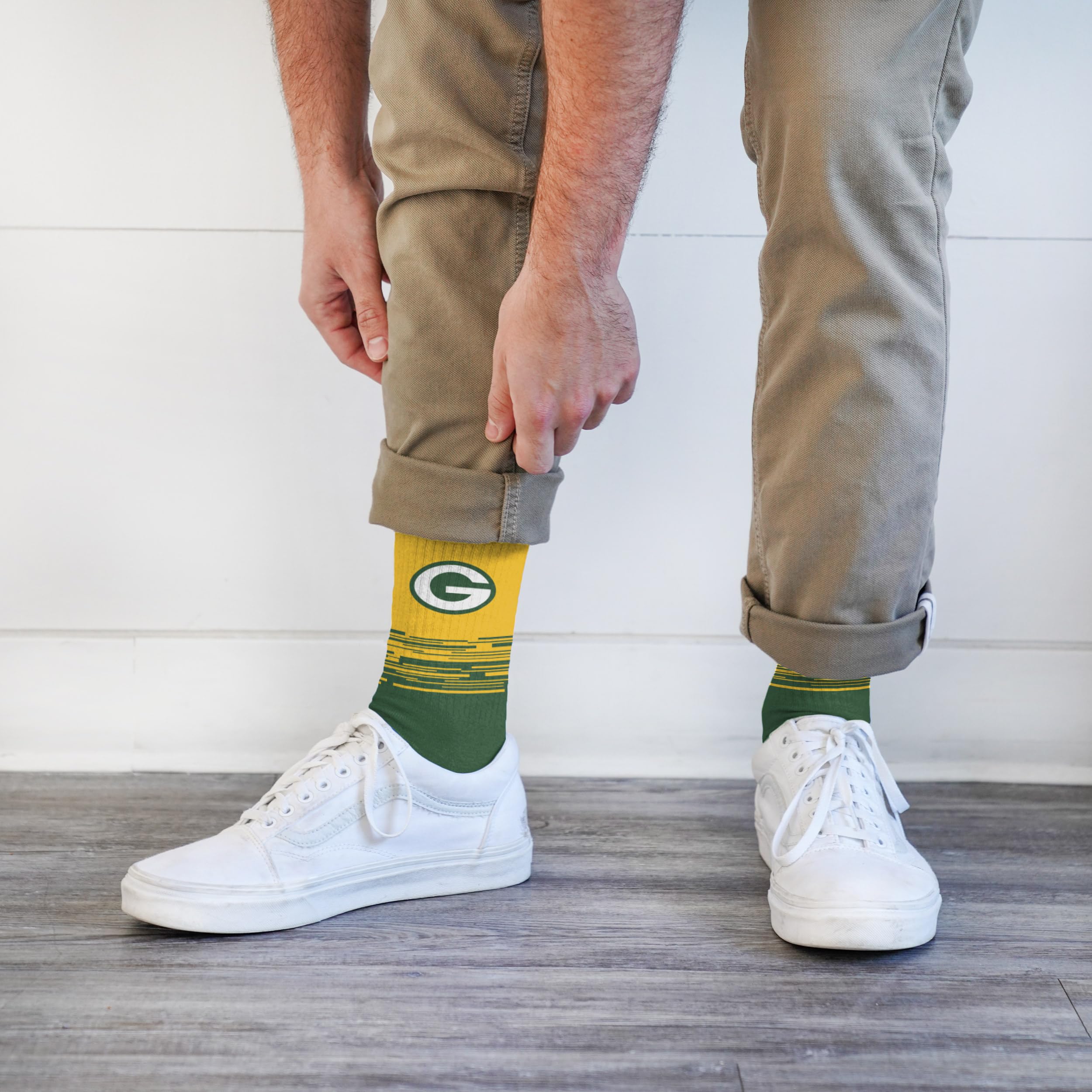 For Bare Feet NFL GREEN BAY PACKERS Elevate Premium Dress Crew Sock Team Color Large - Image 3