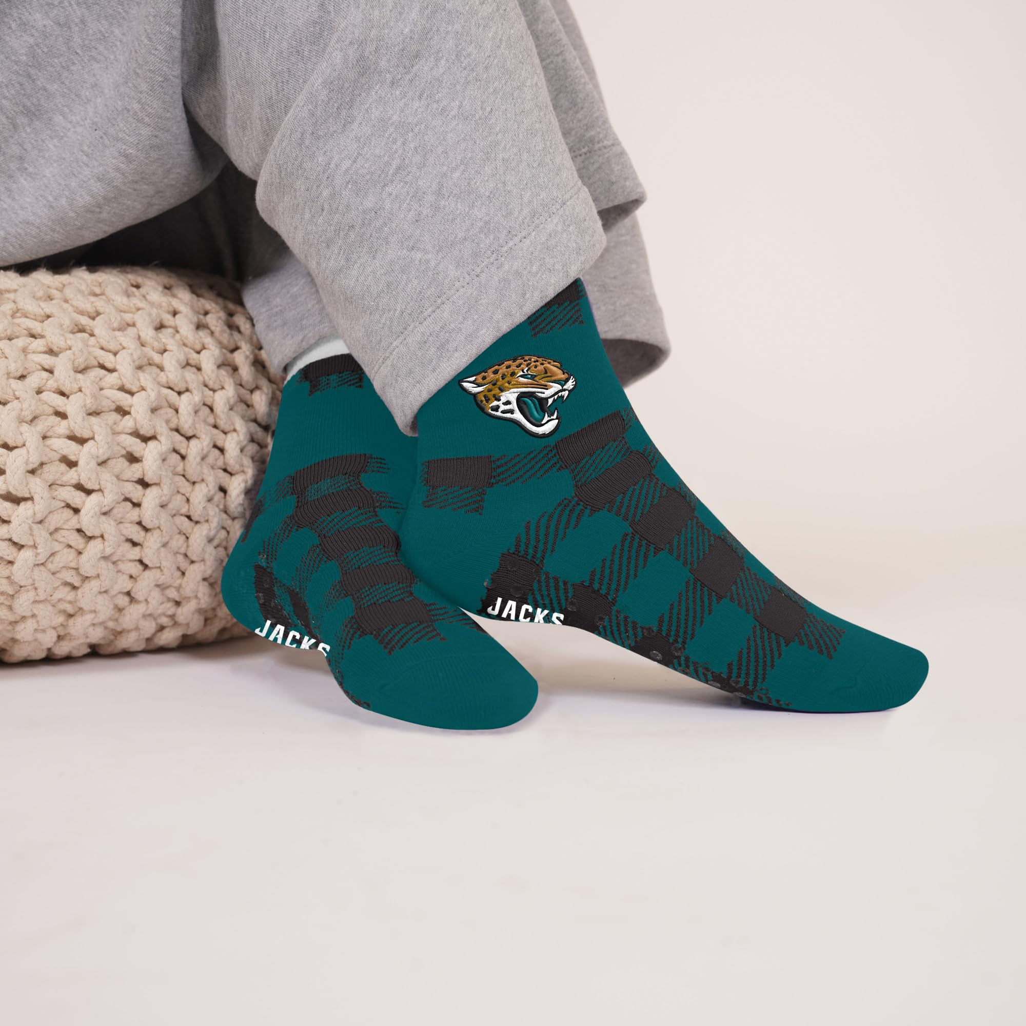 For Bare Feet NFL JACKSONVILLE JAGUARS Cozy Buff Plush Cabin Sock Team Color OSFM - Image 3