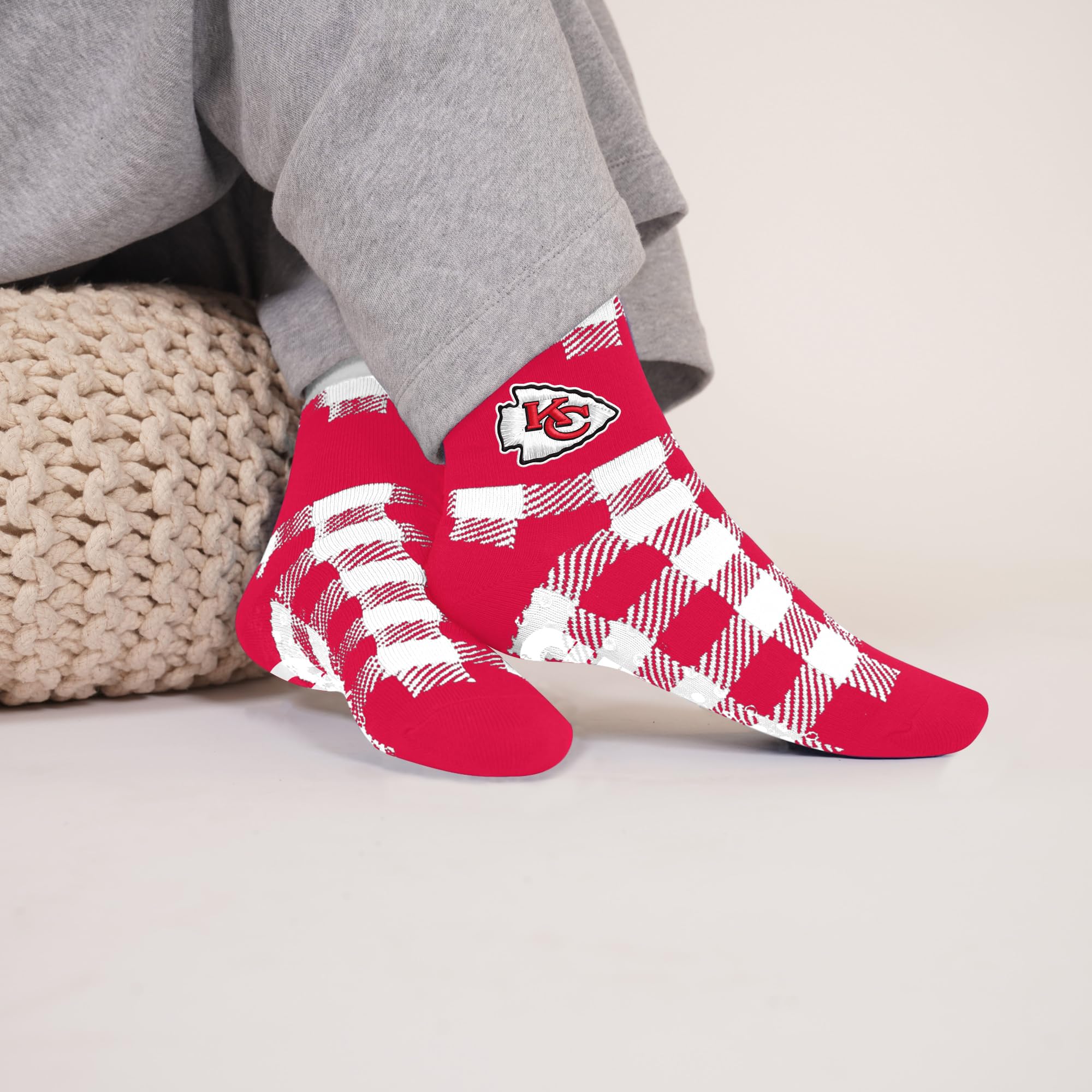 For Bare Feet NFL KANSAS CITY CHIEFS Cozy Buff Plush Cabin Sock Team Color OSFM - Image 3