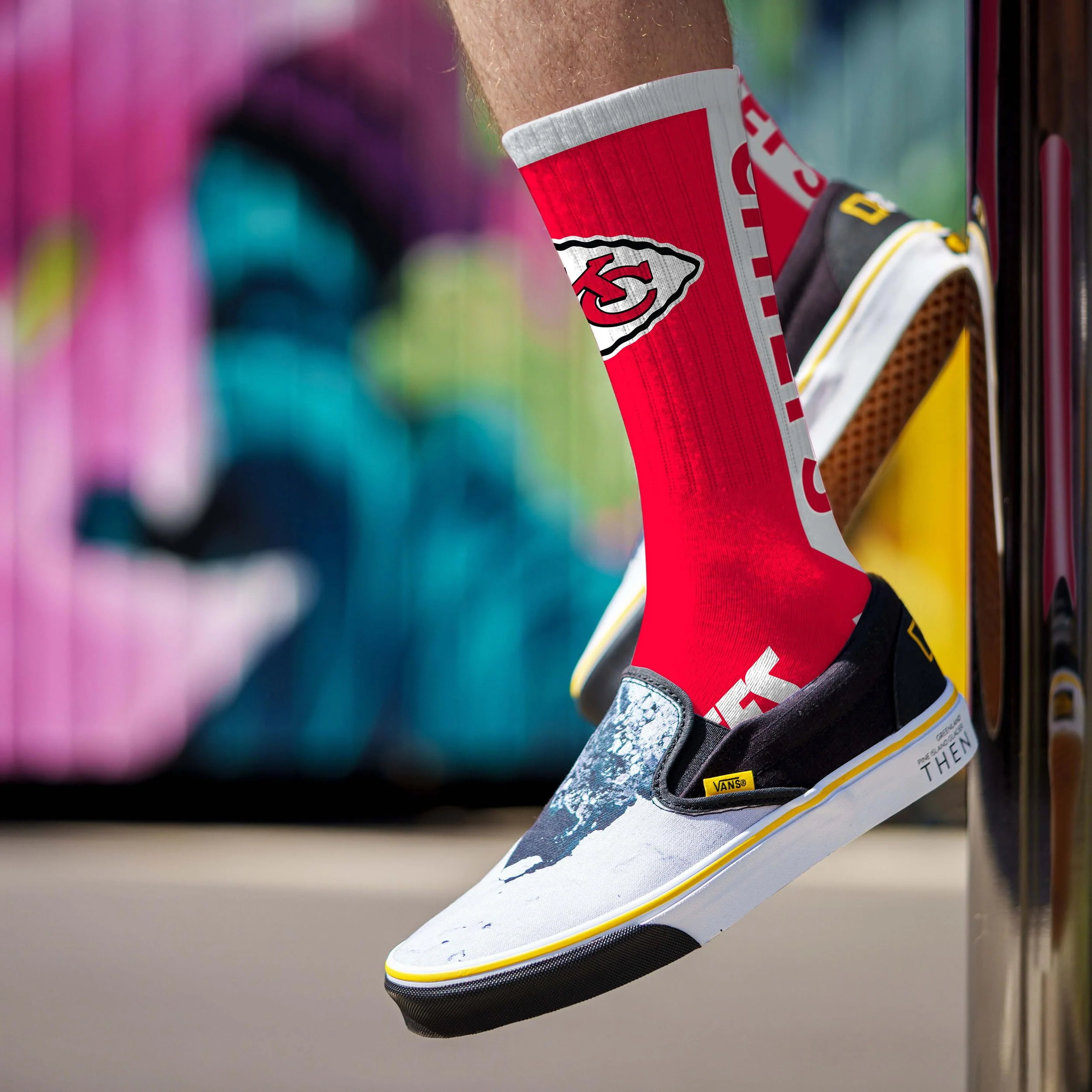 For Bare Feet NFL KANSAS CITY CHIEFS MVP Crew Sock Team Color Large - Image 3