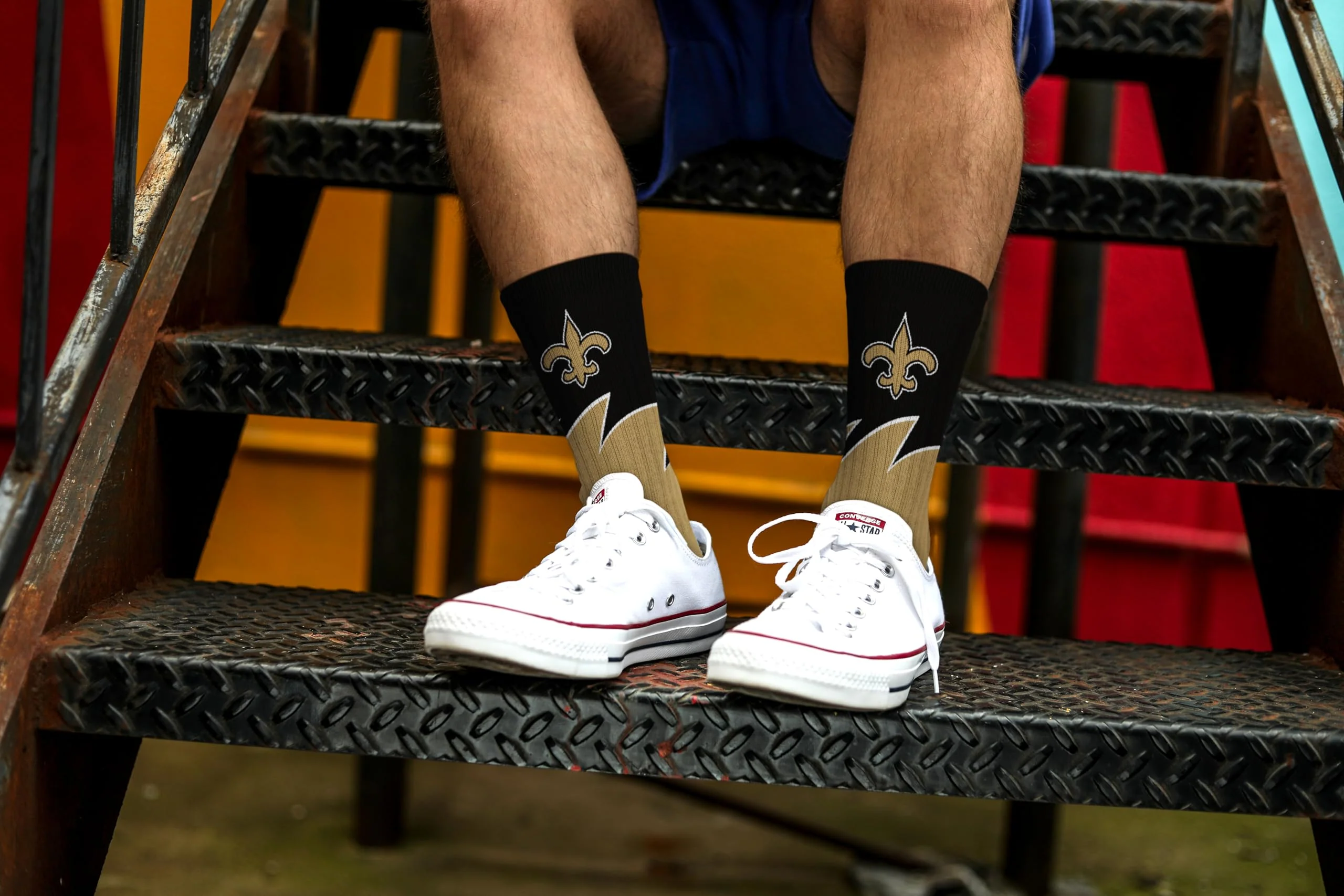 For Bare Feet NFL NEW ORLEANS SAINTS Black Wave Crew Sock Team Color YOUTH - Image 3