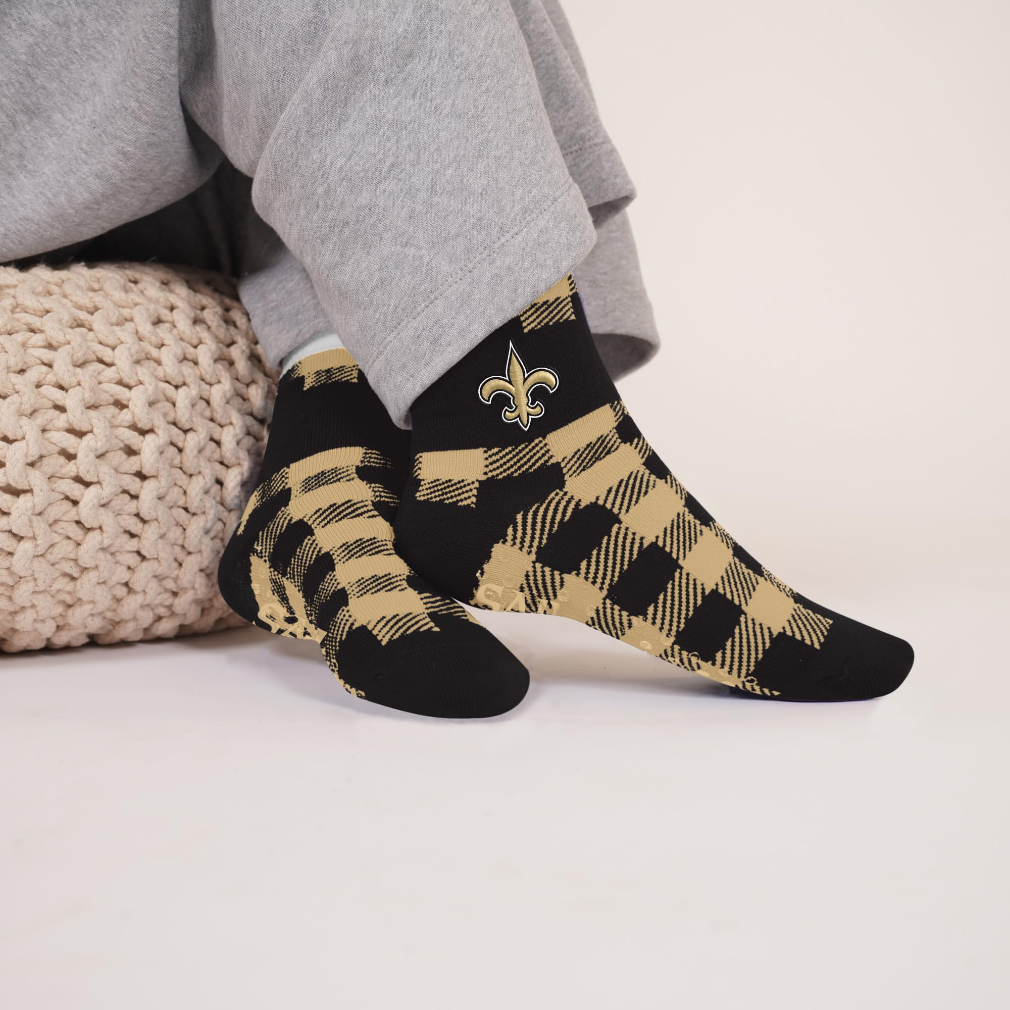 For Bare Feet NFL NEW ORLEANS SAINTS Cozy Buff Plush Cabin Sock Team Color OSFM - Image 2