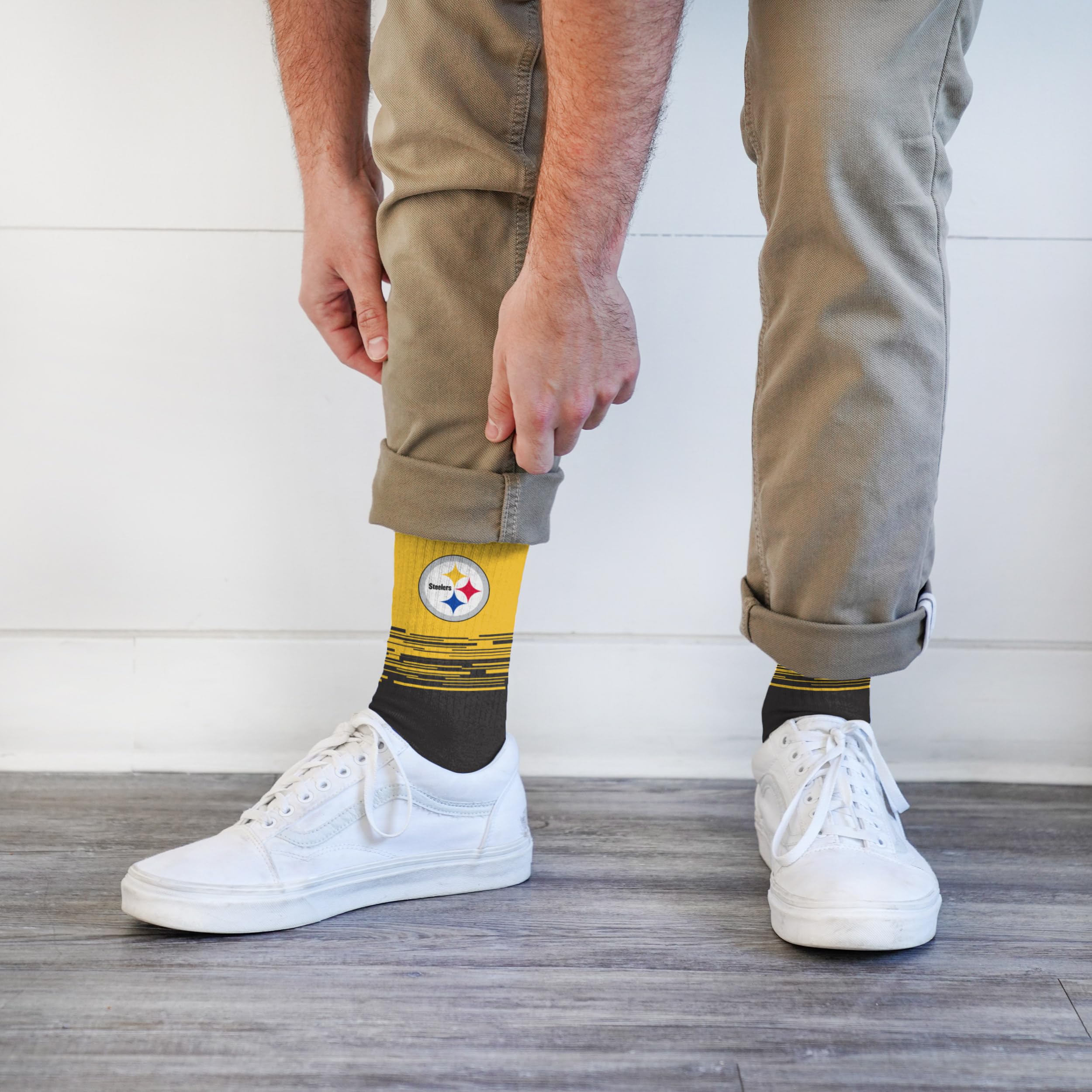For Bare Feet NFL PITTSBURGH STEELERS Elevate Premium Dress Crew Sock Team Color Large - Image 3