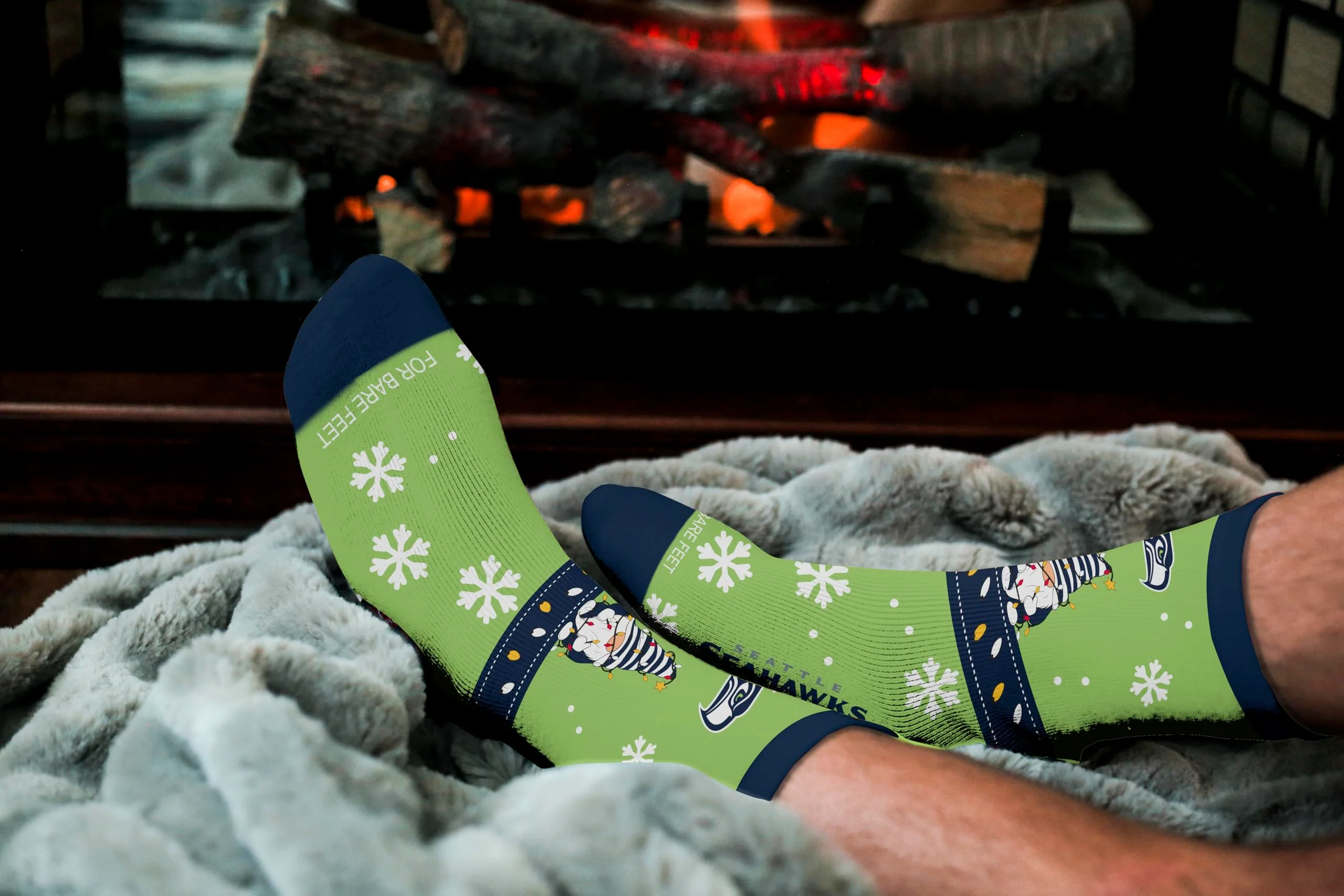For Bare Feet NFL SEATTLE SEAHAWKS Holiday Sweater Gnome Team Colors Large - Image 3