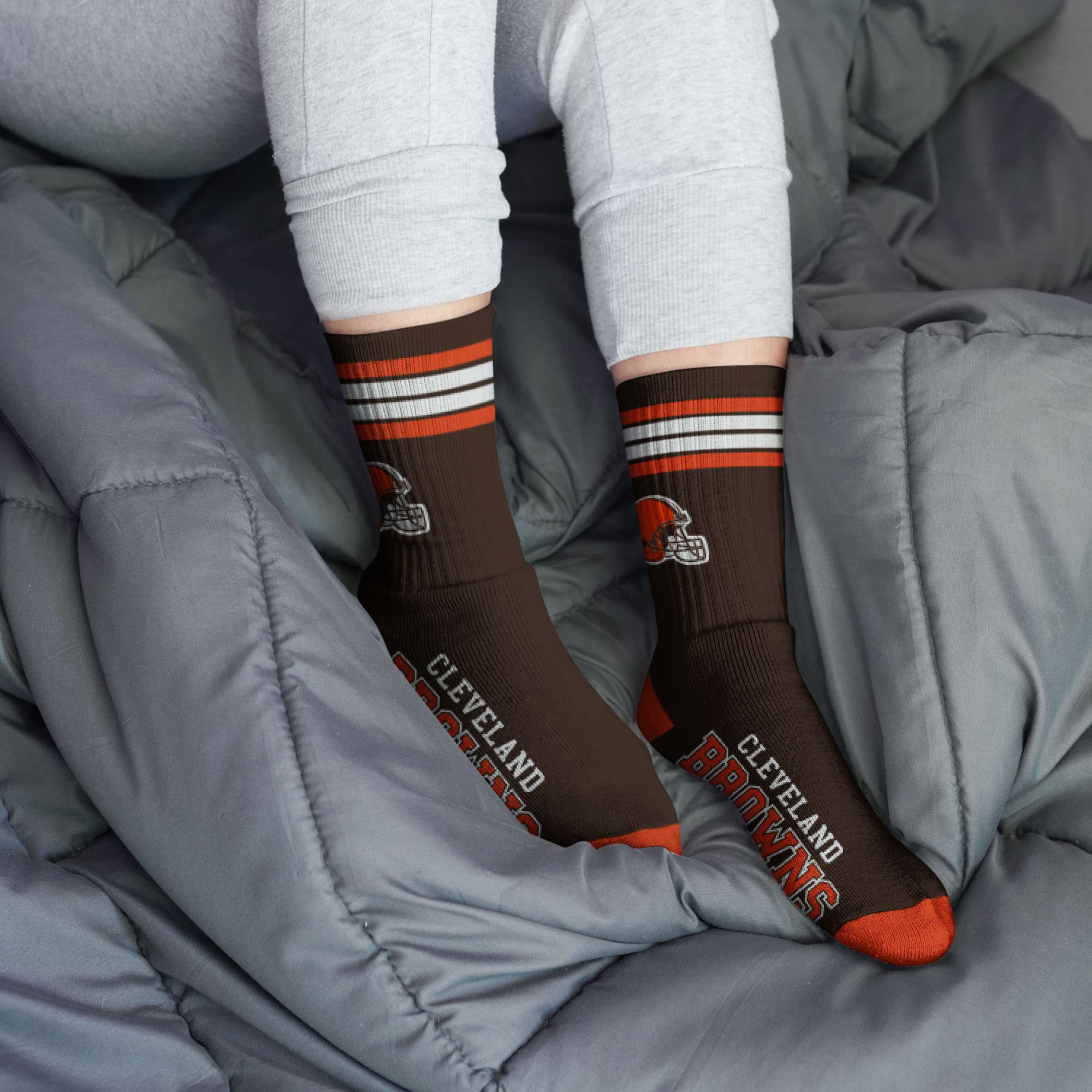 For Bare Feet NFL Youth 4 Stripe Deuce Crew Sock, Cleveland Browns, One Size - Image 2