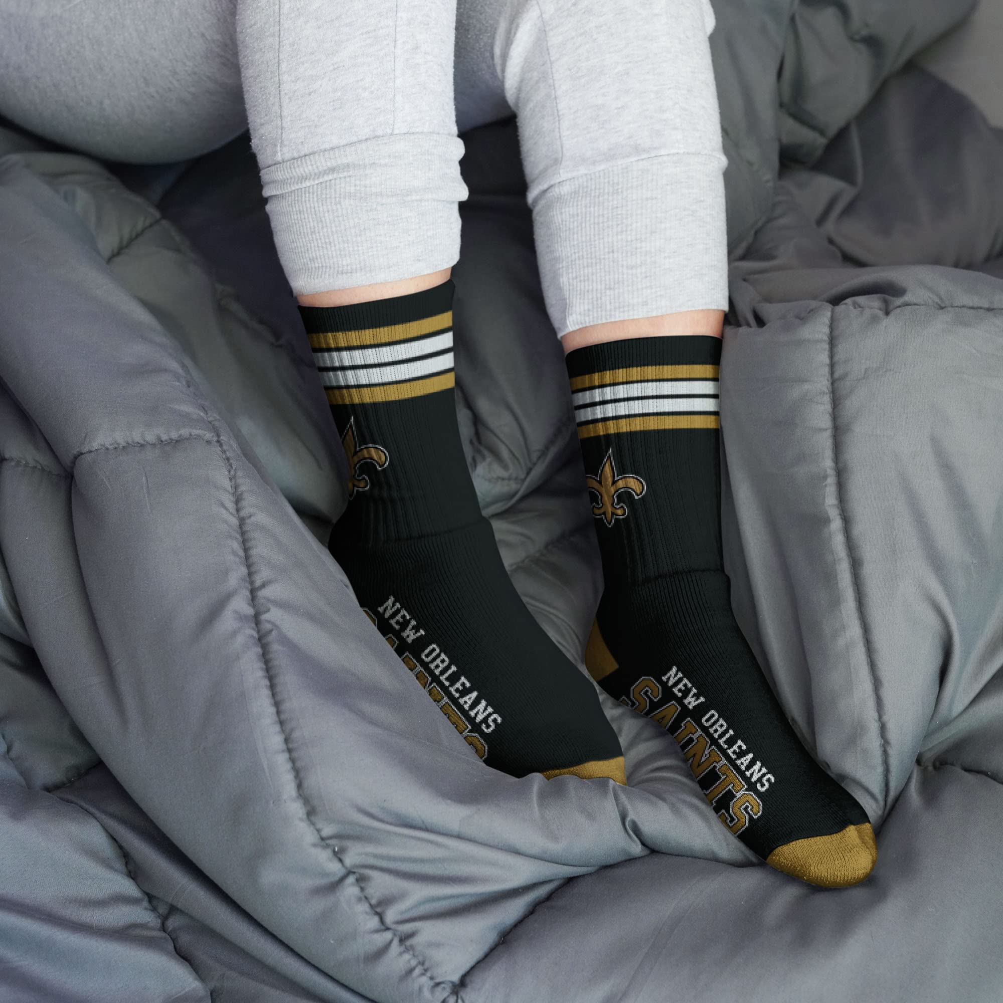 For Bare Feet NFL Youth 4 Stripe Deuce Crew Sock, New Orleans Saints, One Size - Image 2