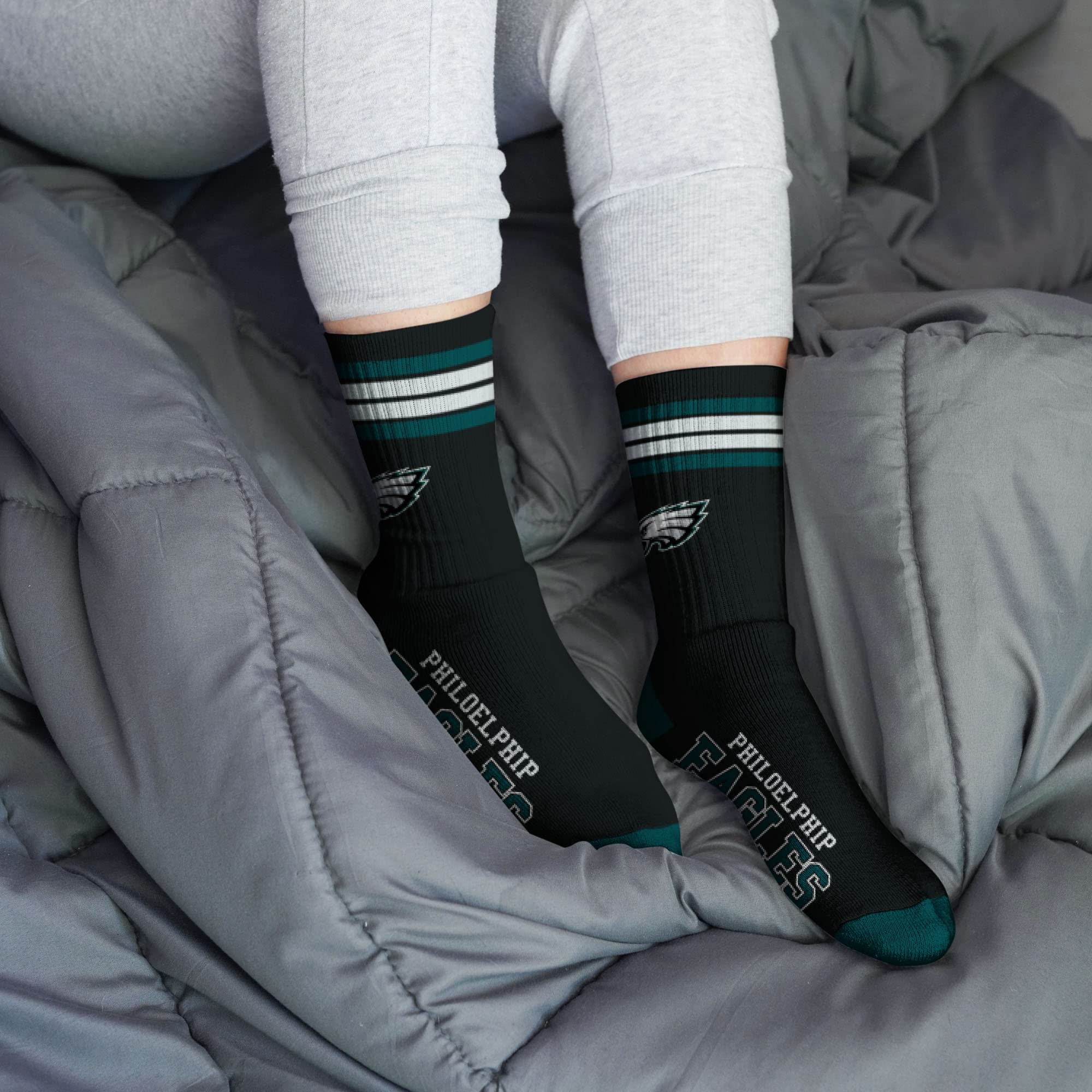 For Bare Feet NFL Youth 4 Stripe Deuce Crew Sock, Philadelphia Eagles, One Size - Image 2