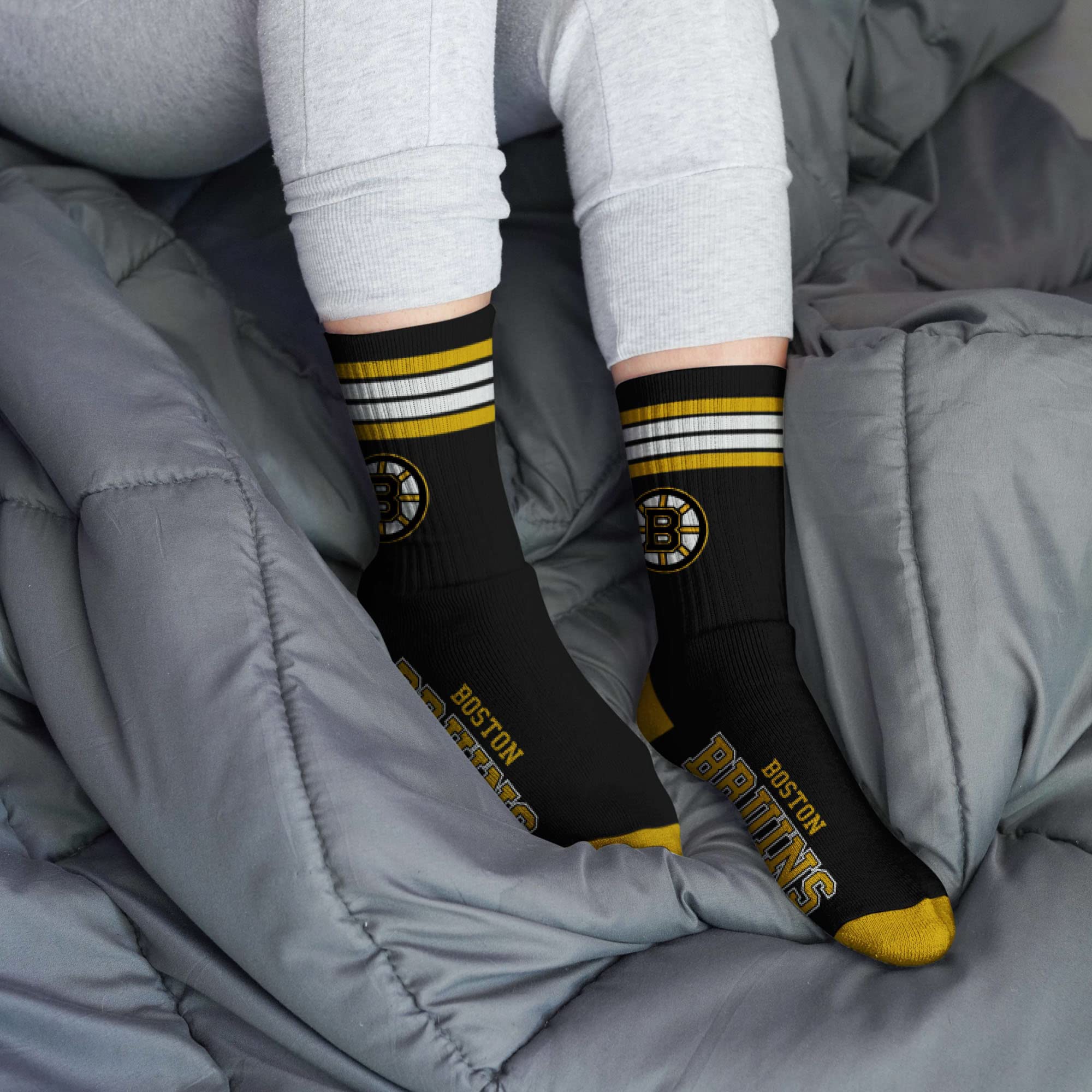 For Bare Feet NHL Boston Bruins 4 Stripe Deuce Crew Sock Team Color LARGE - Image 2