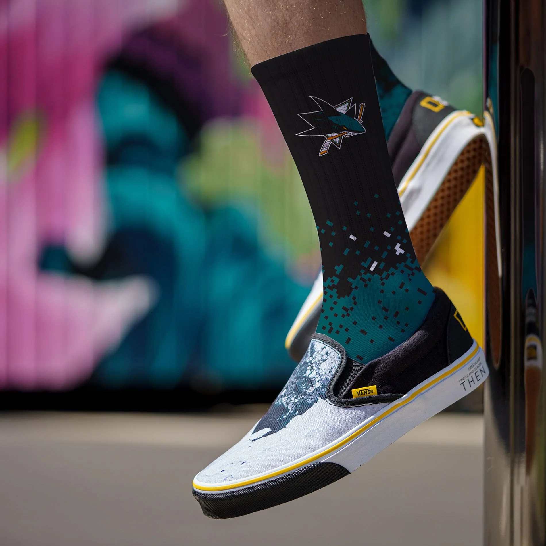 For Bare Feet NHL SAN JOSE SHARKS Spray Zone Crew Sock Team Color Large - Image 3