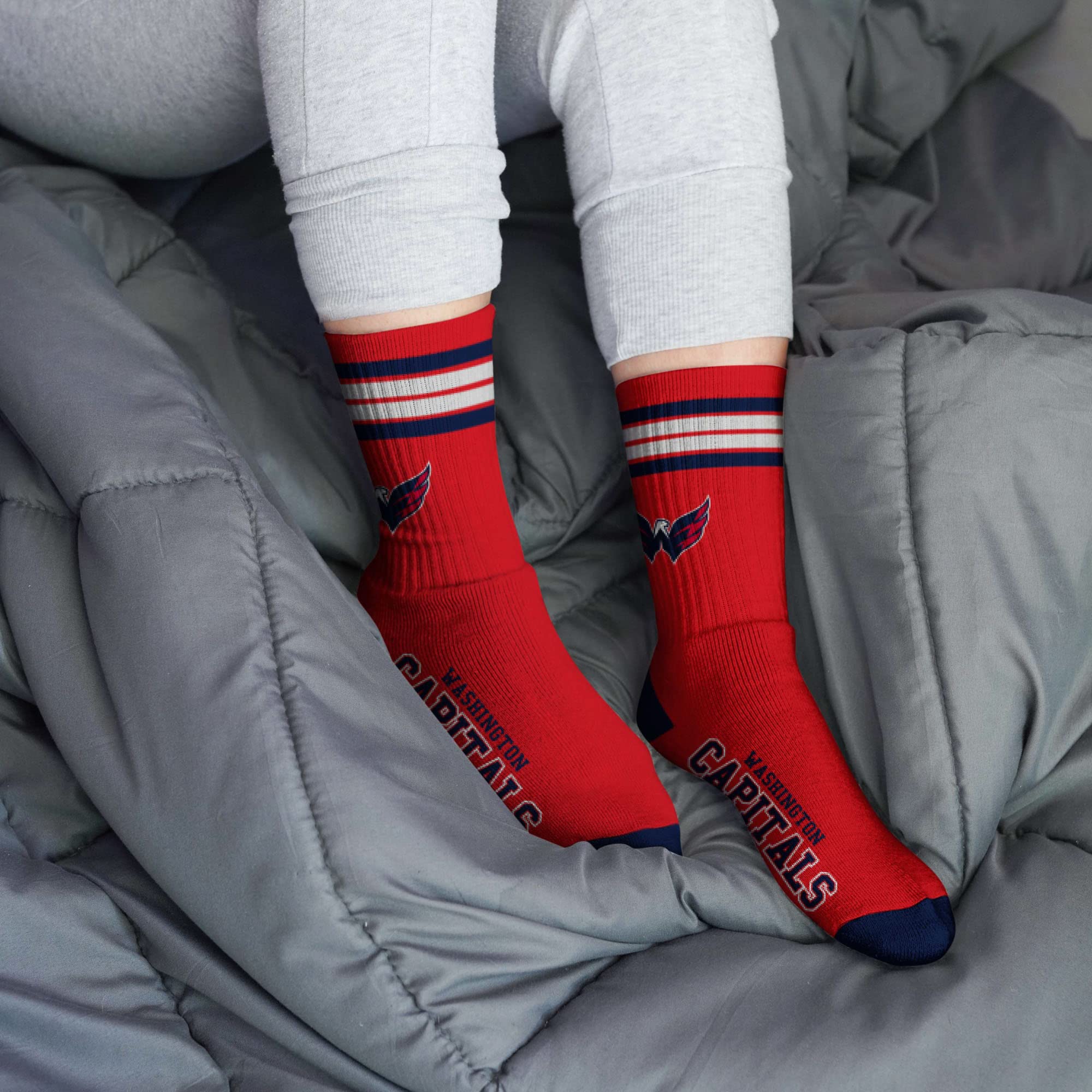 For Bare Feet NHL Washington Capitals 4 Stripe Deuce Crew Sock Team Color LARGE - Image 2