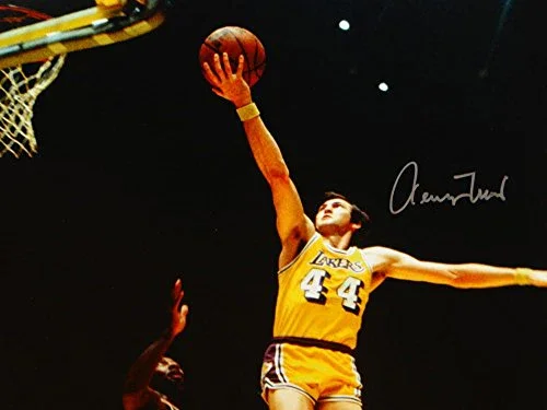 Jerry West Autographed Los Angeles Lakers 16x20 Layup P.F. Photo- PSA/DNA Auth - Image 2