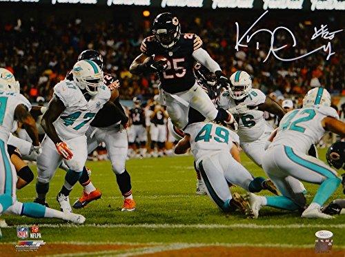 Ka'Deem Carey Autographed Chicago Bears 16x20 Leaping for TD Photo- JSA W Auth - Image 2