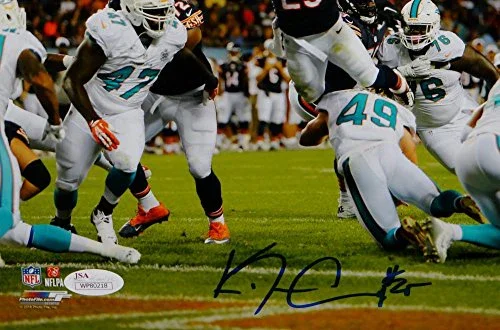 Ka'Deem Carey Autographed Chicago Bears 8x10 Leaping for TD Photo- JSA W Auth - Image 2