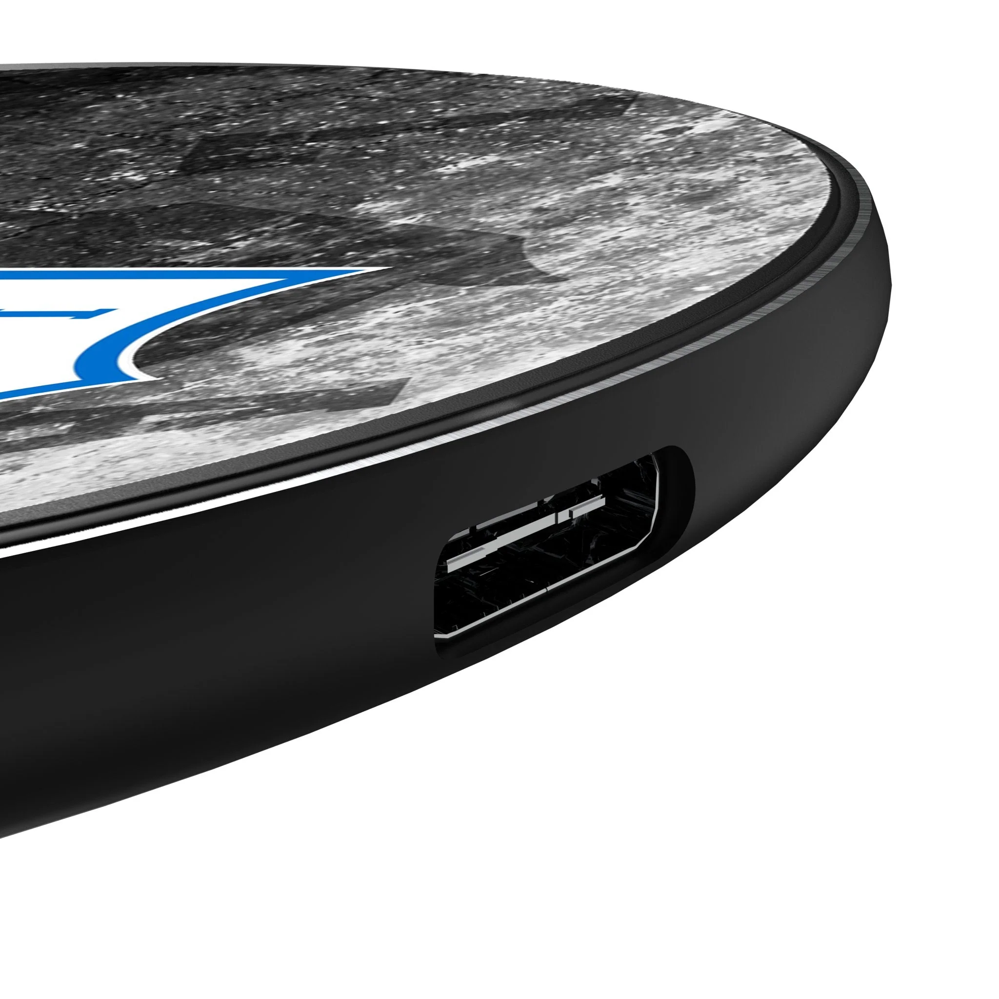 Los Angeles Chargers Historic Collection Legendary 15-Watt Wireless Charger - Image 3
