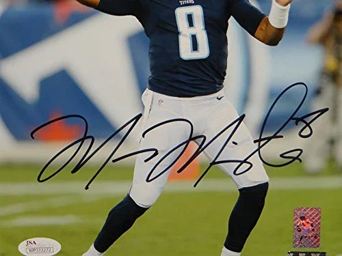 Marcus Mariota Autographed Tennessee Titans 8x10 Passing PF. Photo- JSA W Auth - Image 2