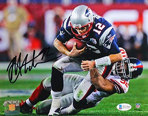 Michael Strahan Autographed NY Giants 8x10 Tackling Brady Photo-Beckett W Black