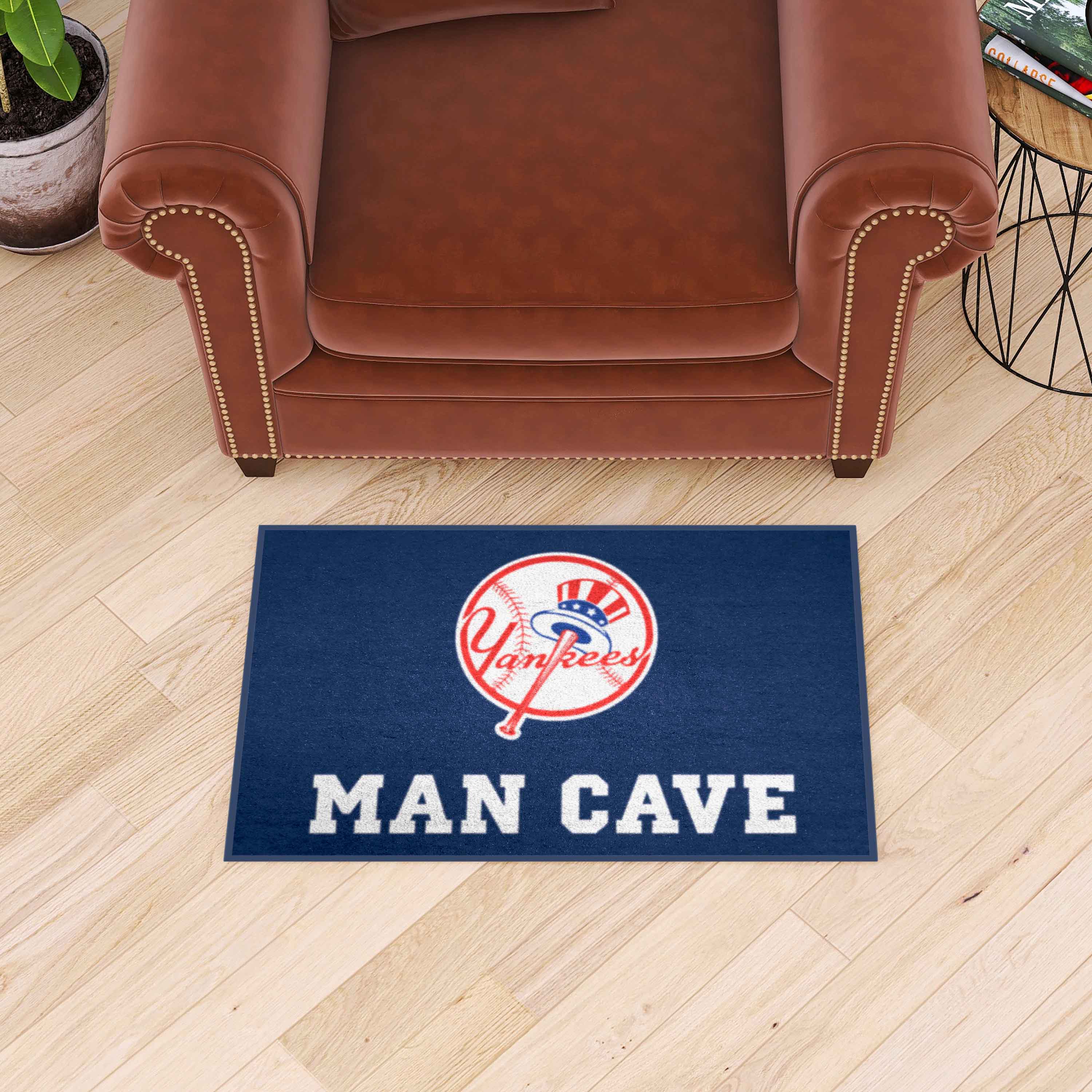 MLB - New York Yankees Man Cave Starter - Image 2