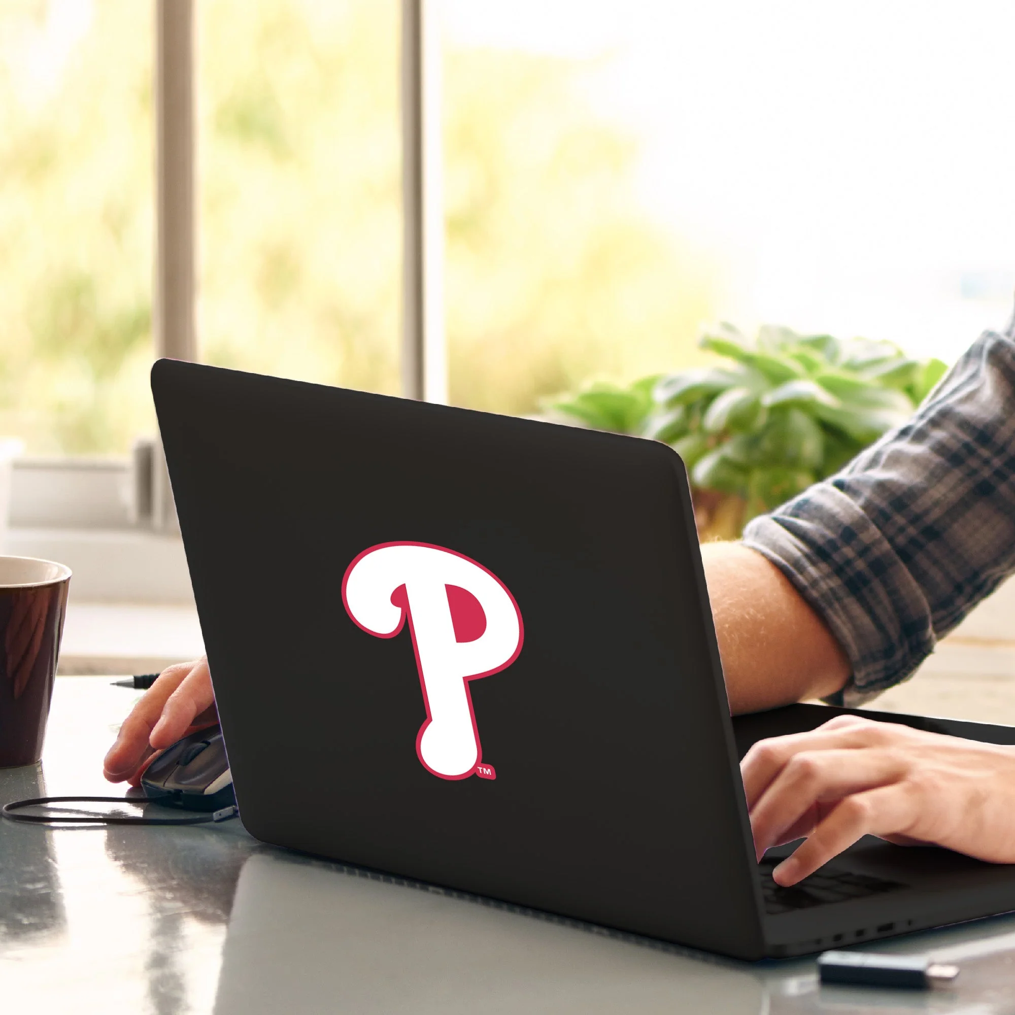 MLB - Philadelphia Phillies Matte Decal - Image 2