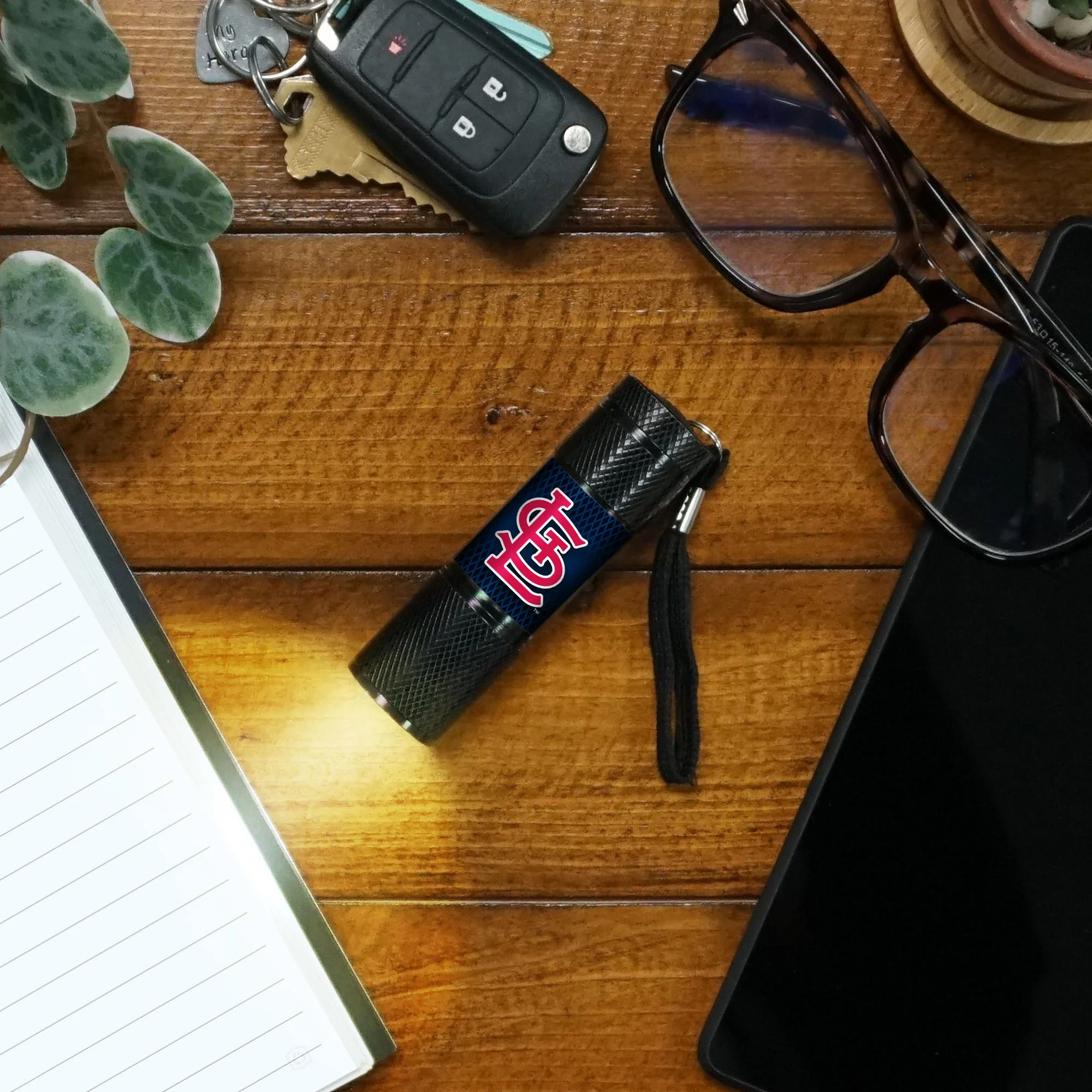 MLB - St. Louis Cardinals Flashlight - Image 2
