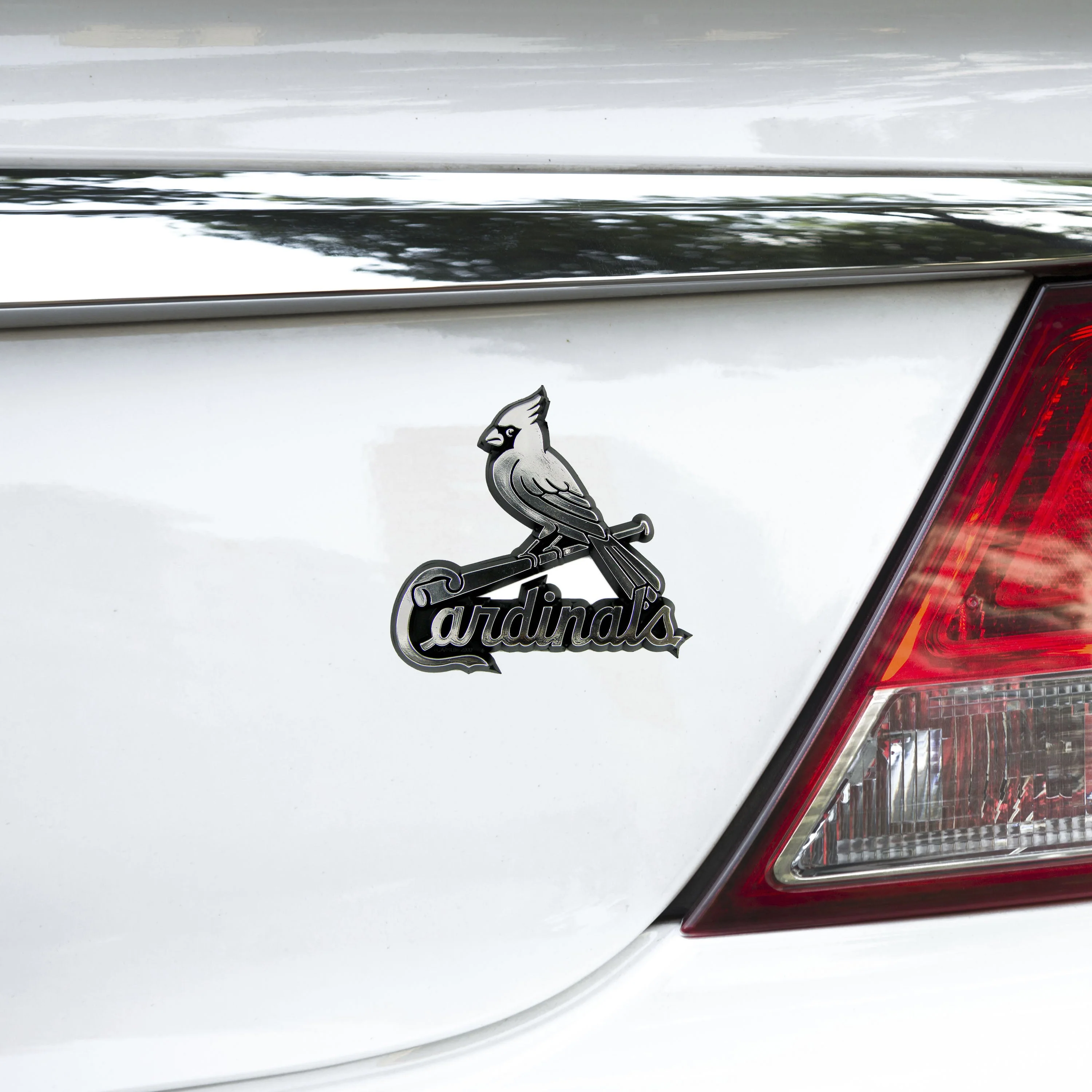 MLB - St. Louis Cardinals Plastic Chrome Emblem - Image 2