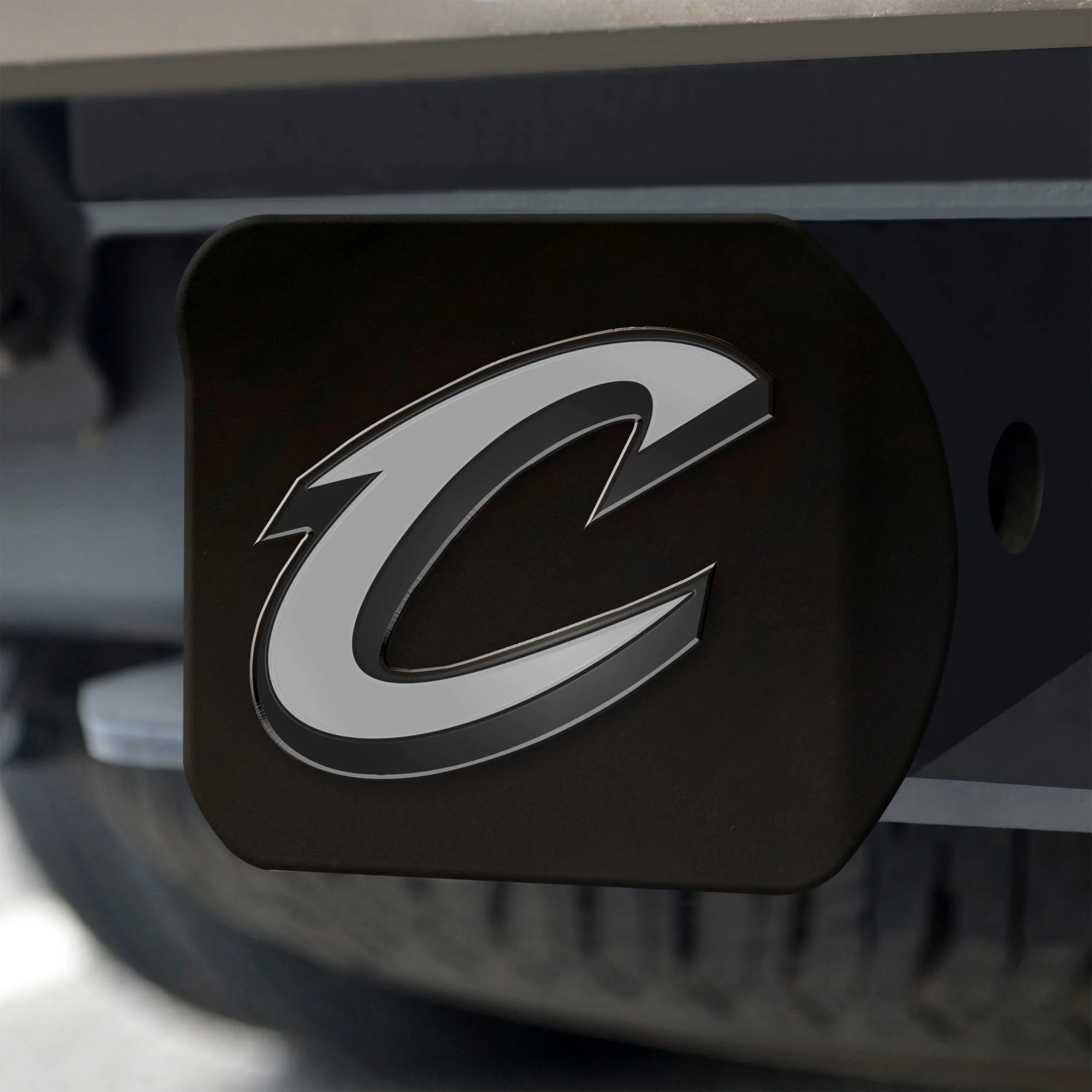 NBA - Cleveland Cavaliers Chrome on Black Hitch Cover - Image 2