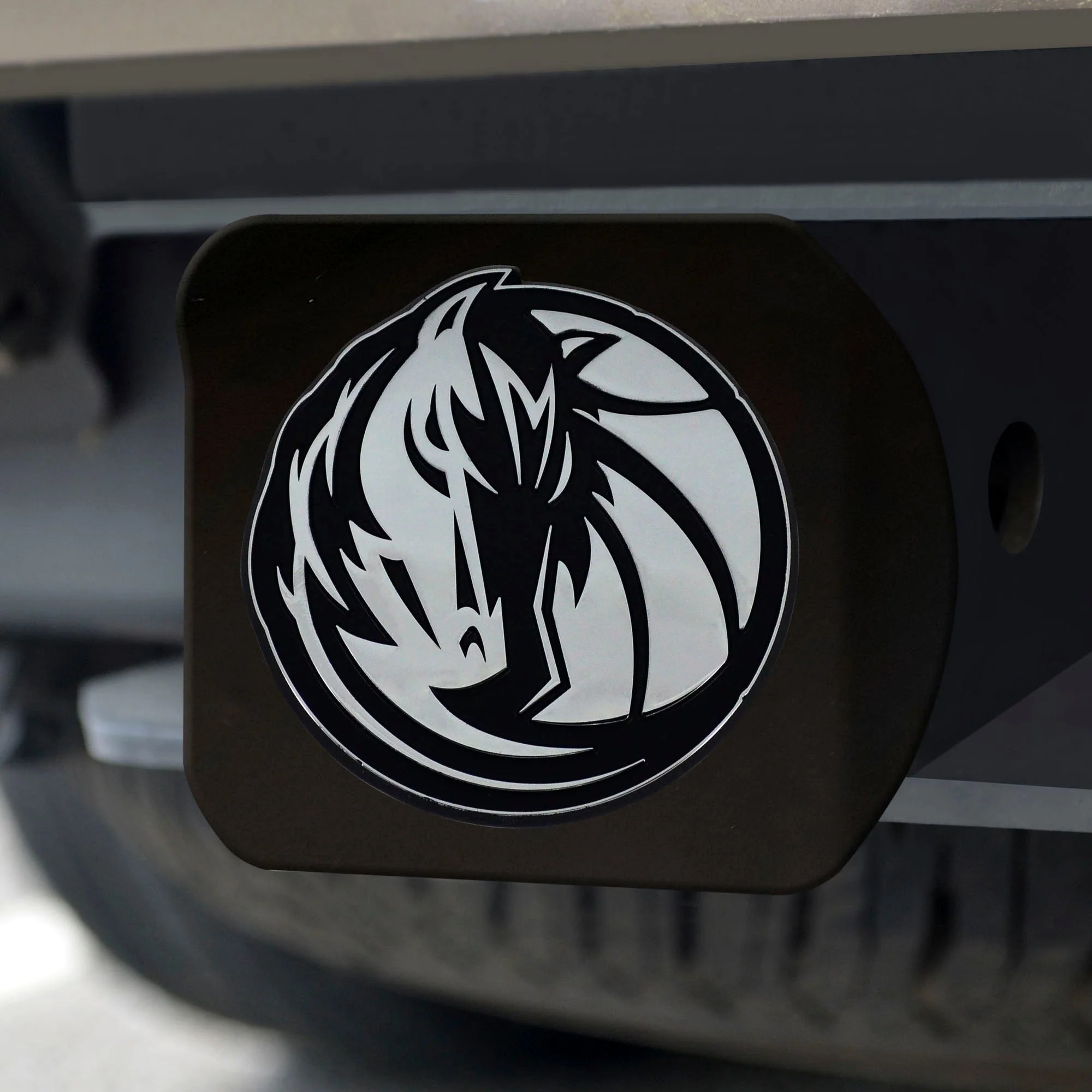 NBA - Dallas Mavericks Chrome on Black Hitch Cover - Image 2