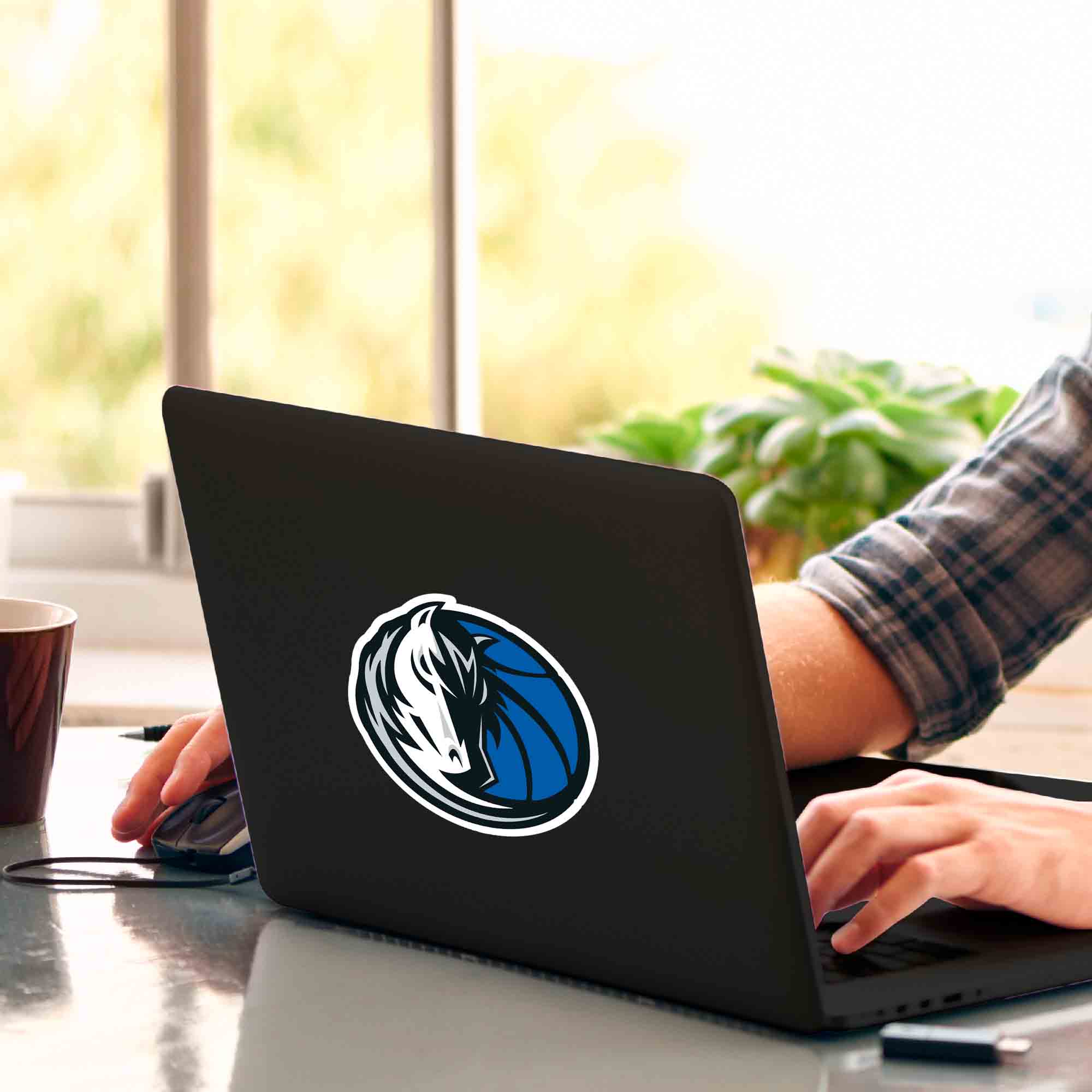 NBA - Dallas Mavericks Matte Decal - Image 2