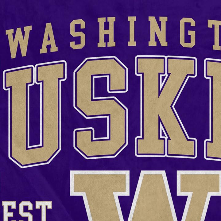 NCAA Washington Huskies Vintage Arch Block Ultra Soft Blanket - Image 3