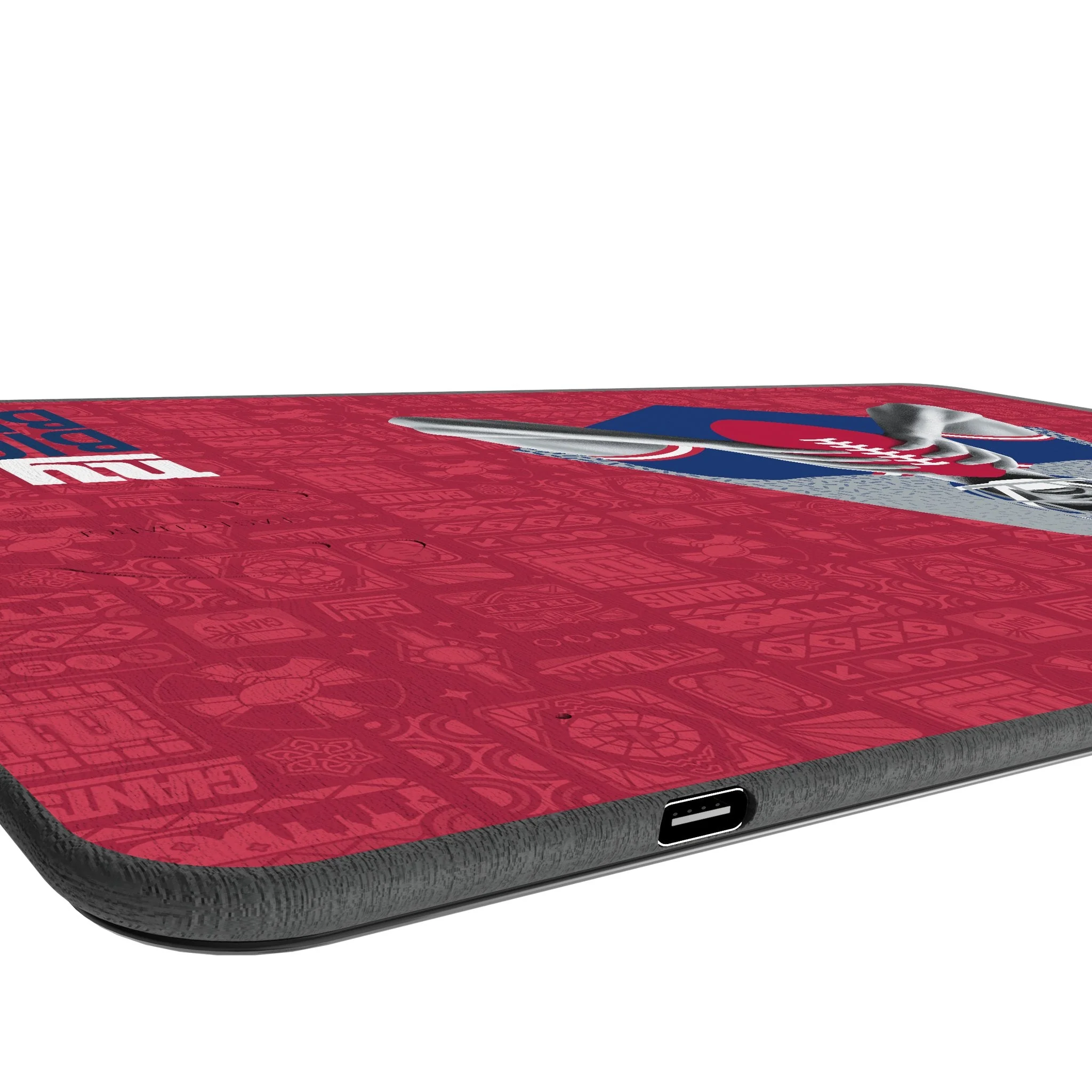 New York Giants 2024 Edition 15-Watt Wireless Charger and Mouse Pad - Image 3