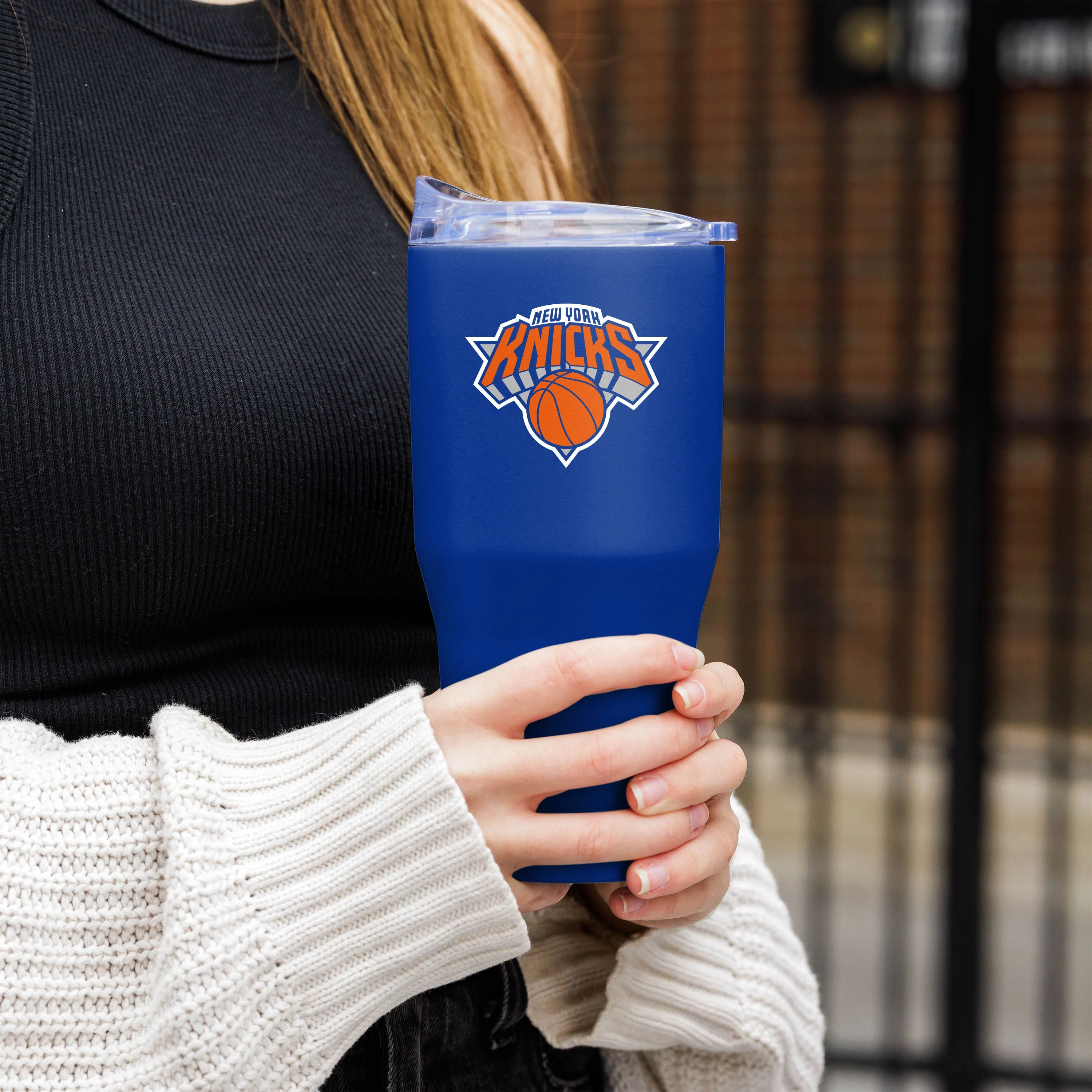 New York Knicks 30oz Flipside Powder Coat Tumbler - Image 5