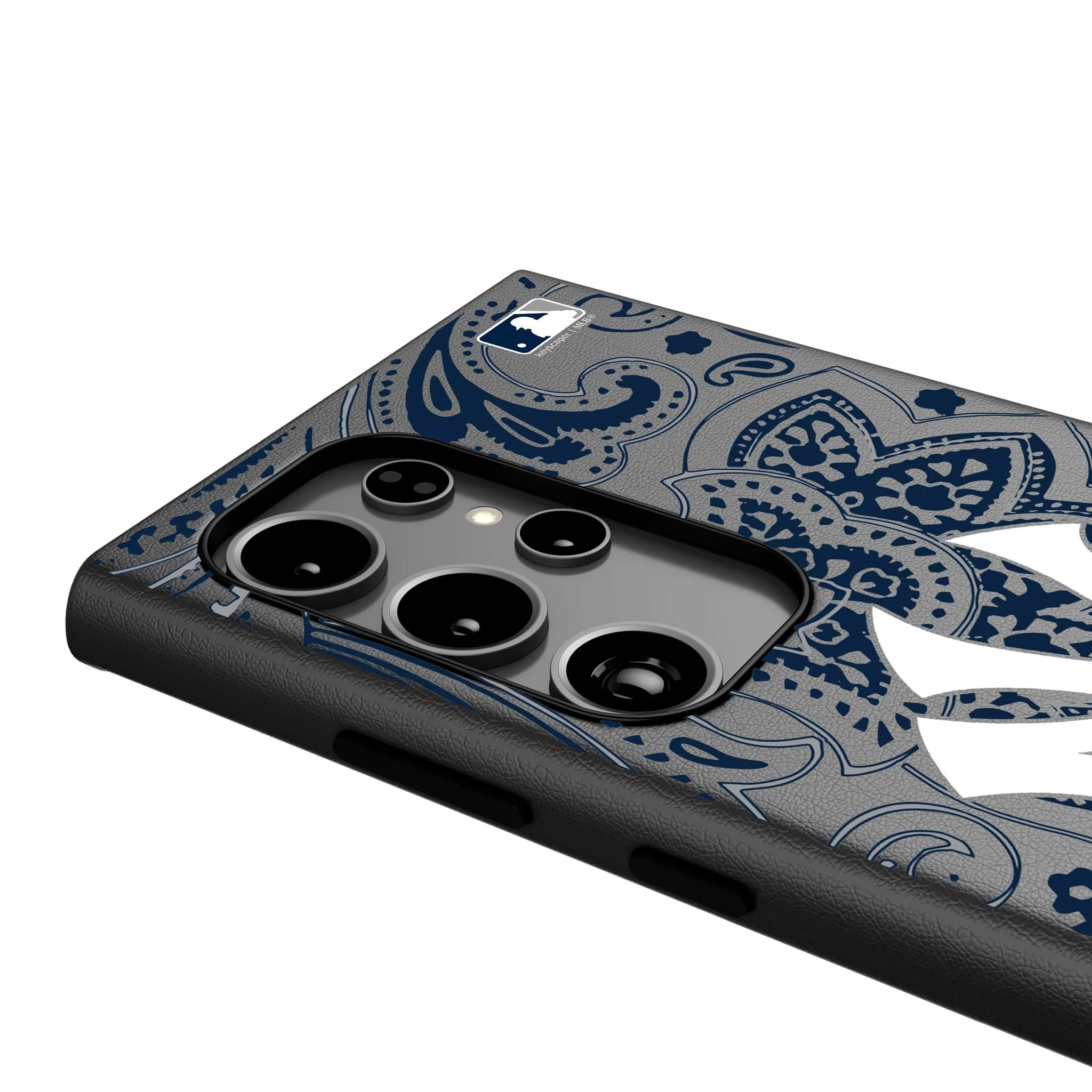 New York Yankees Paisley MagSafe Compatible Phone Case for Samsung Galaxy - Image 4