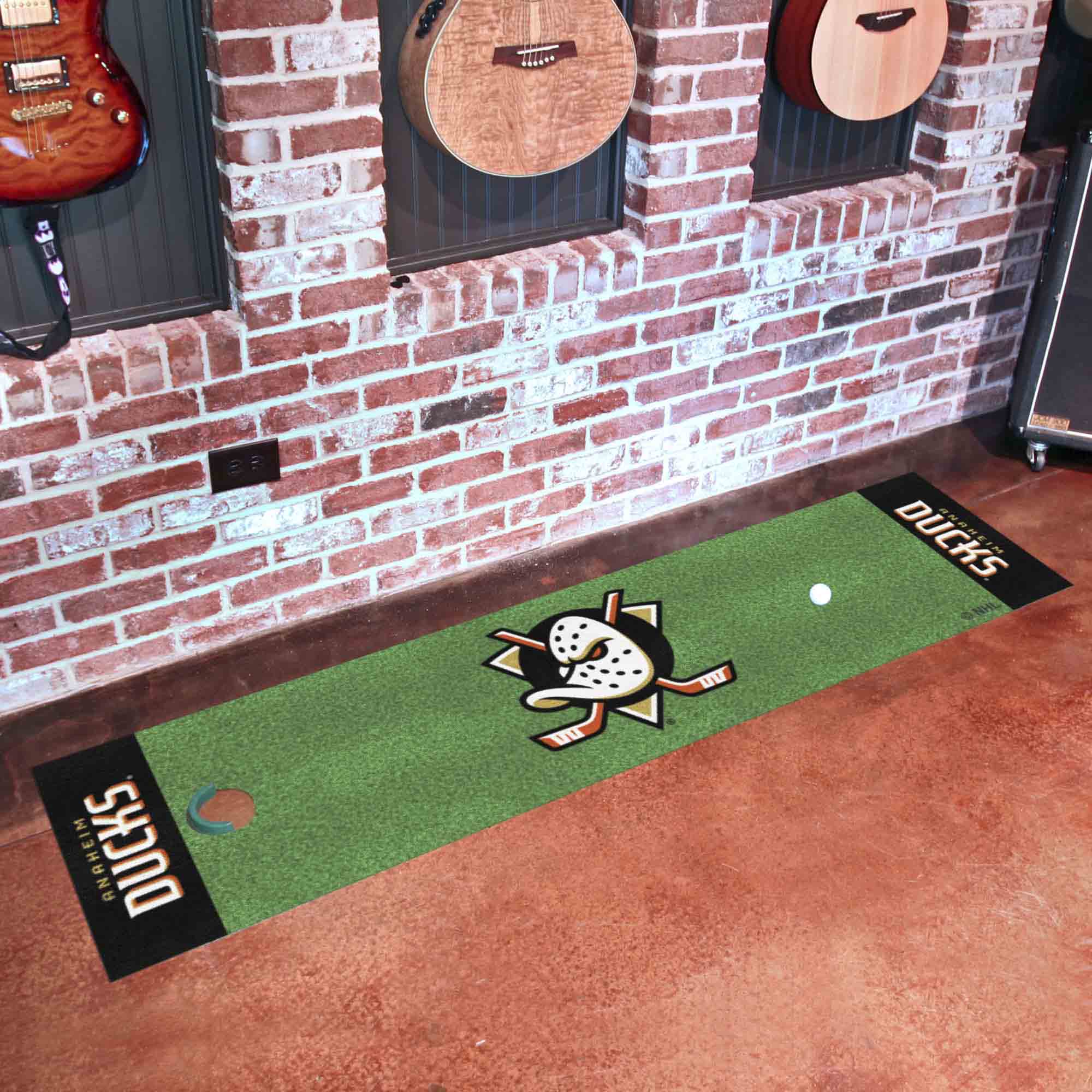 NHL - Anaheim Ducks Putting Green Mat - Image 2