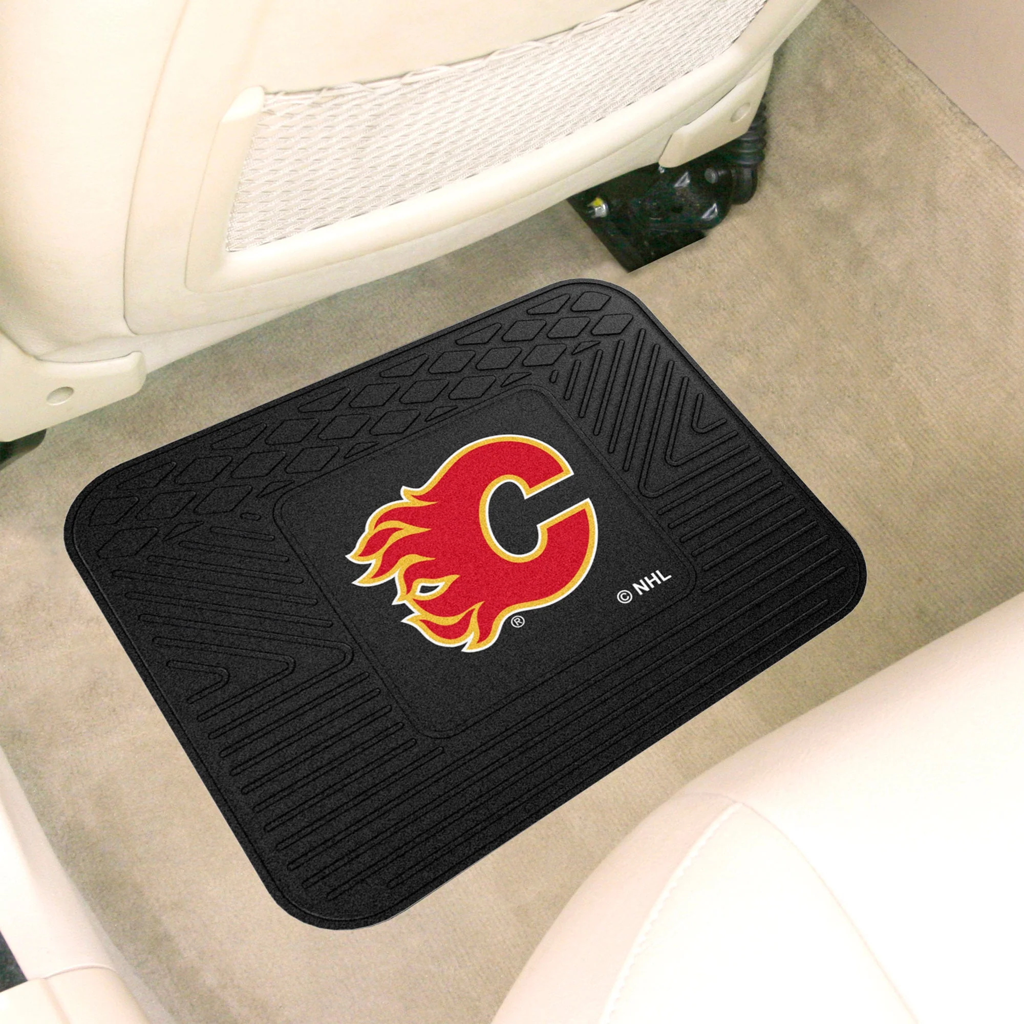 NHL - Calgary Flames Utility Mat - Image 2