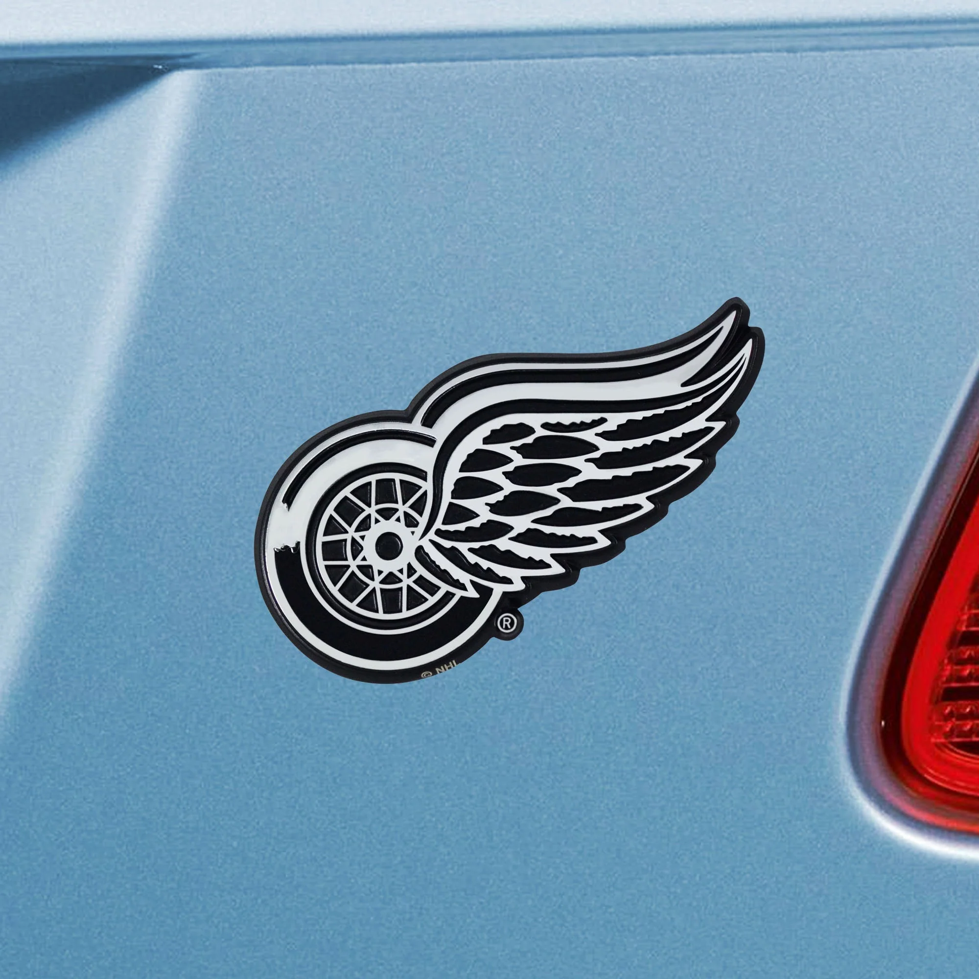 NHL - Detroit Red Wings Chrome Emblem - Image 2