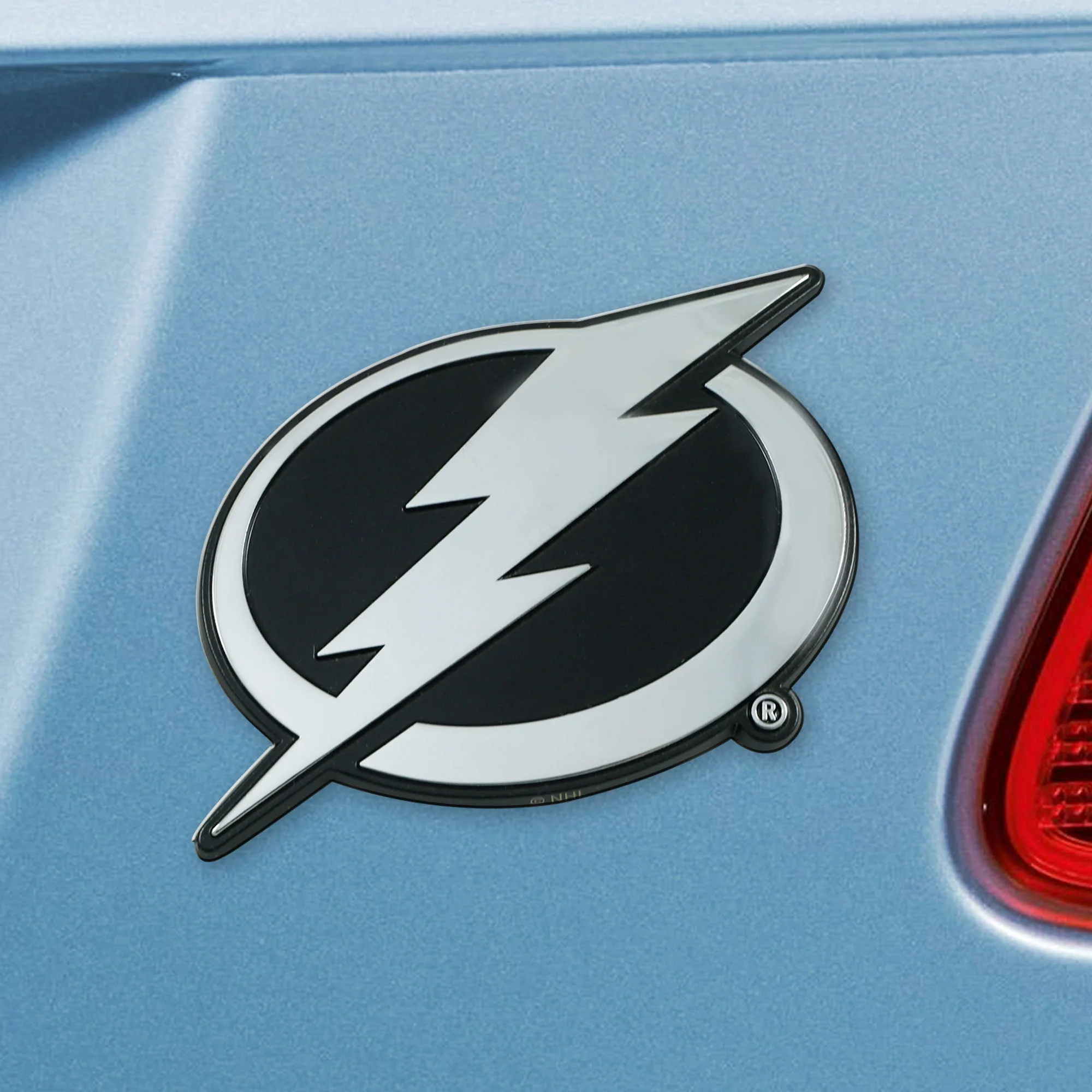 NHL - Tampa Bay Lightning Chrome Emblem - Image 2