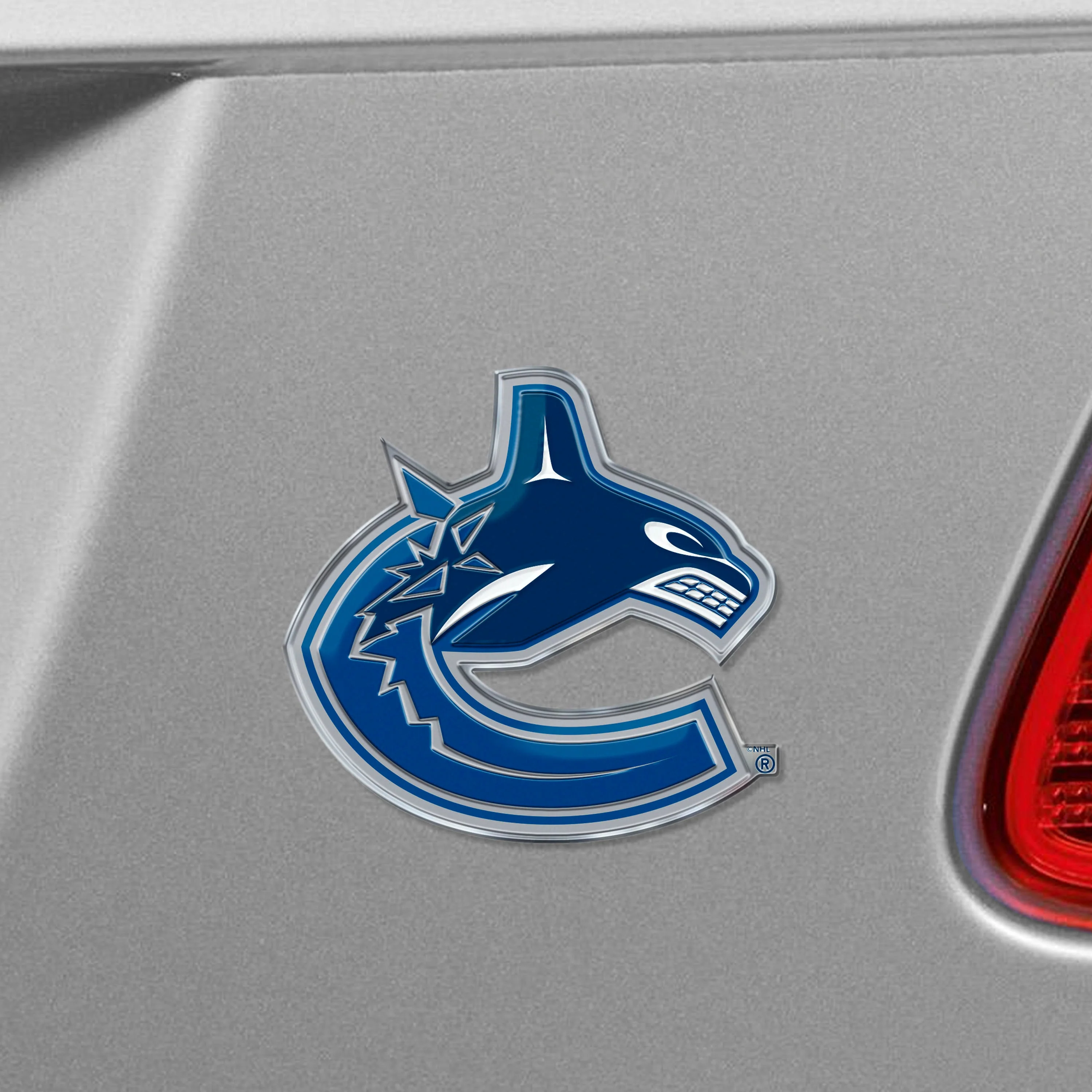 NHL - Vancouver Canucks Embossed Color Emblem - Image 2