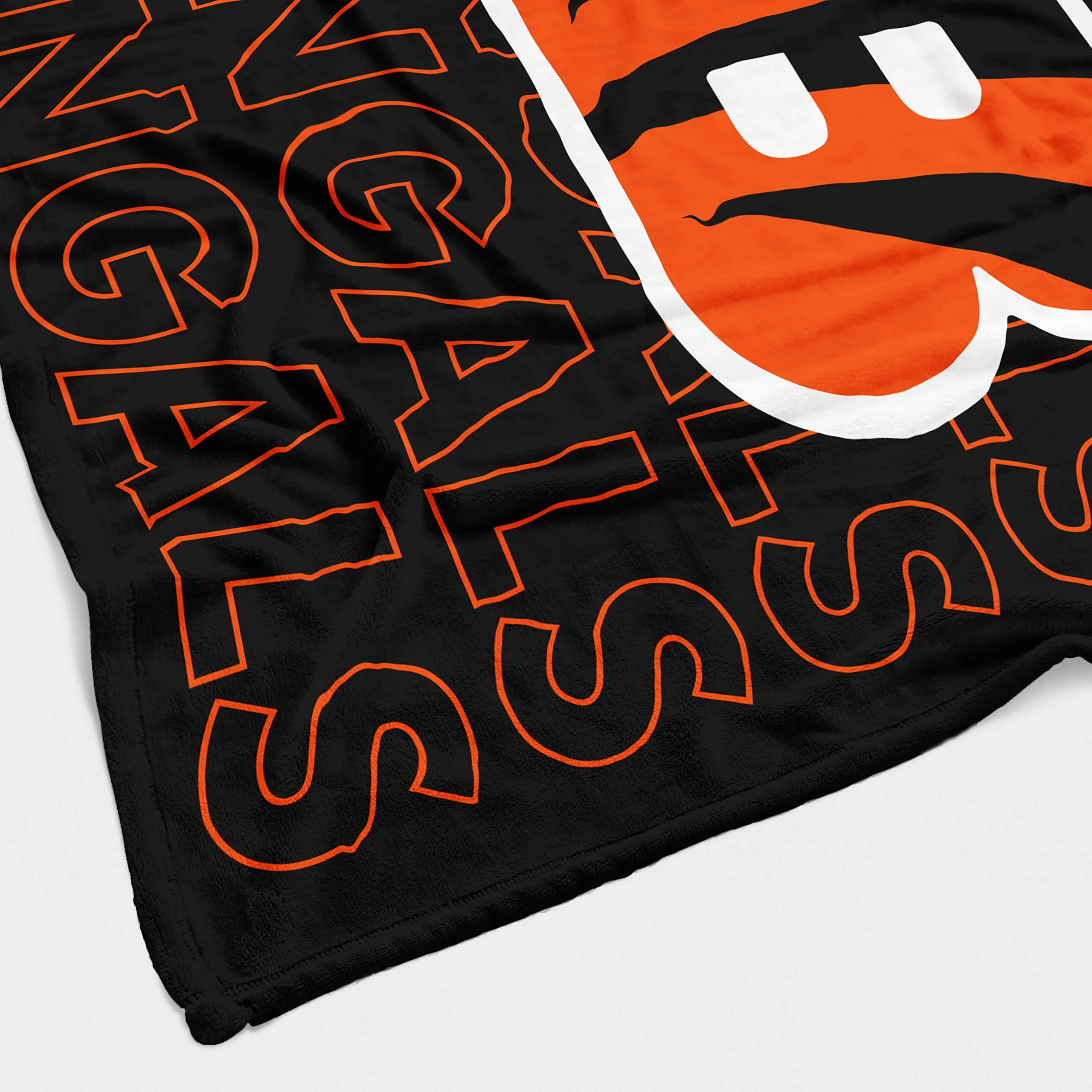 Pegasus Sports NFL Echo Team Wordmark Plush Blanket- Cincinnati Bengals Team Color 60x70 - Image 4