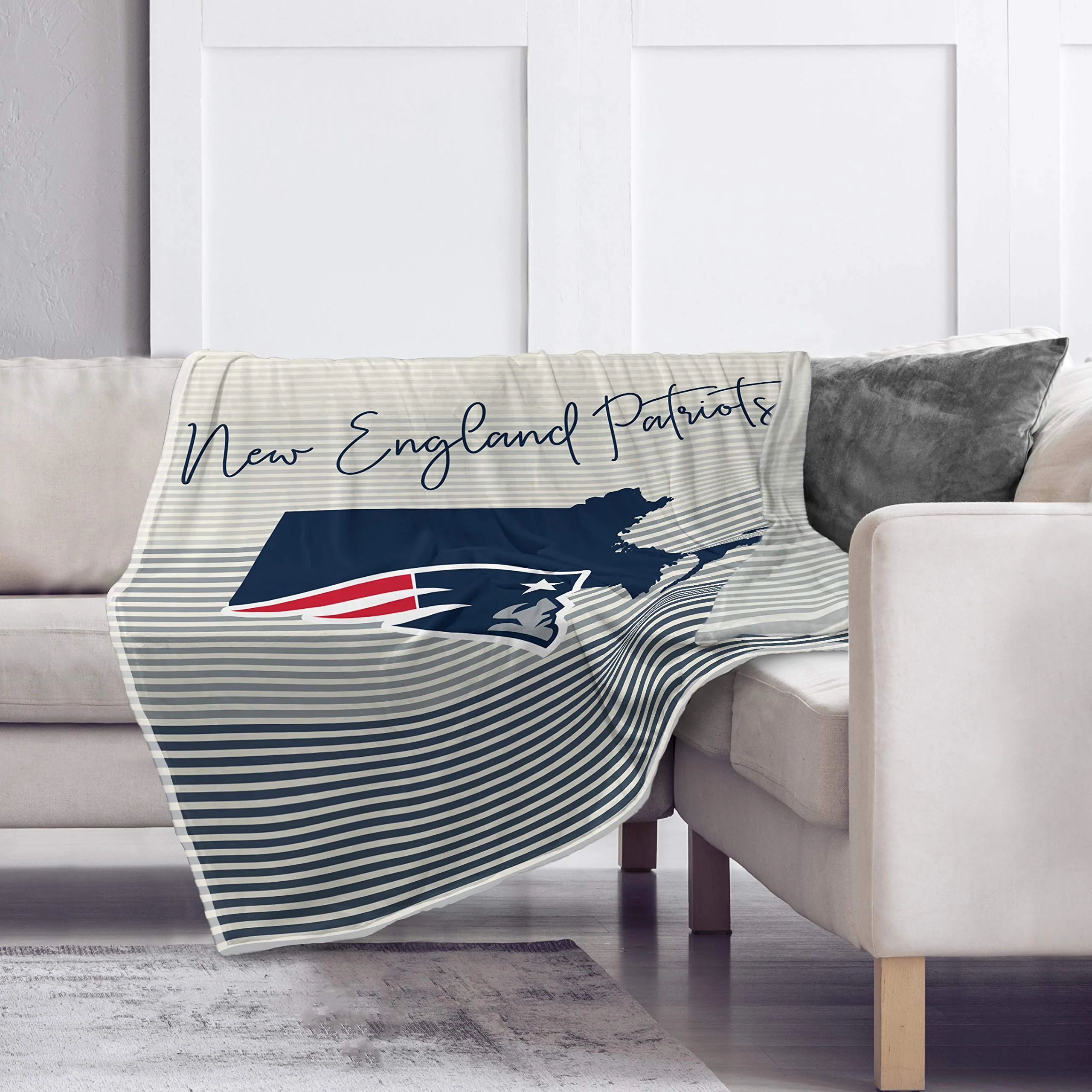 Pegasus Sports NFL Ultra Fleece State Stripe Blanket- New England Patriots Team Color 60x70 - Image 2